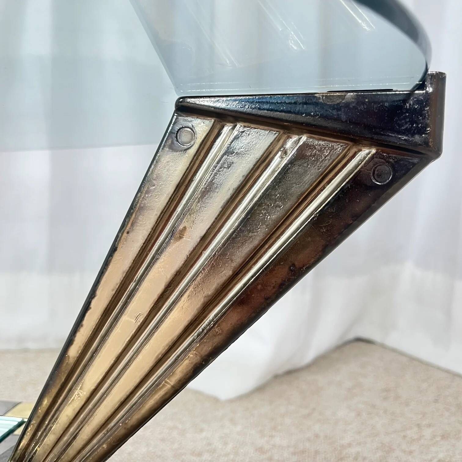 Vintage Italian coffee table in glass, chrome and brass metal, Hollywood Regency style, 1970s.