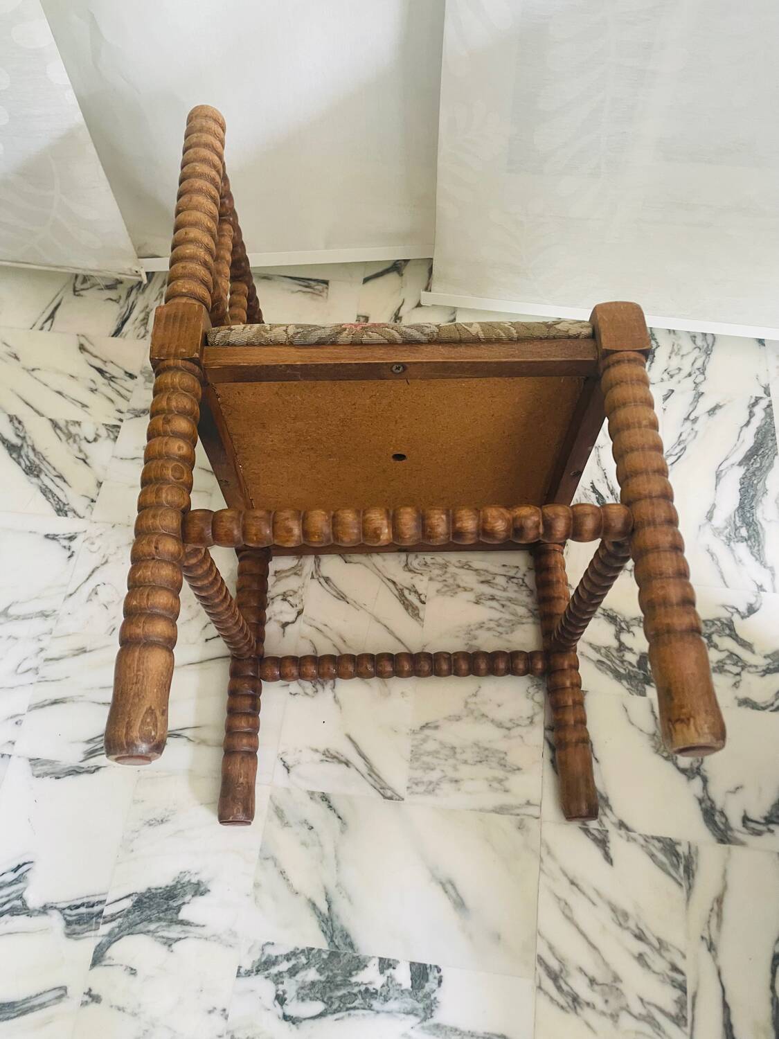 Vintage Art Deco corner chair in bobbin wood and fabric, circa 1930