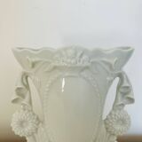 Bride's vase in porcelain