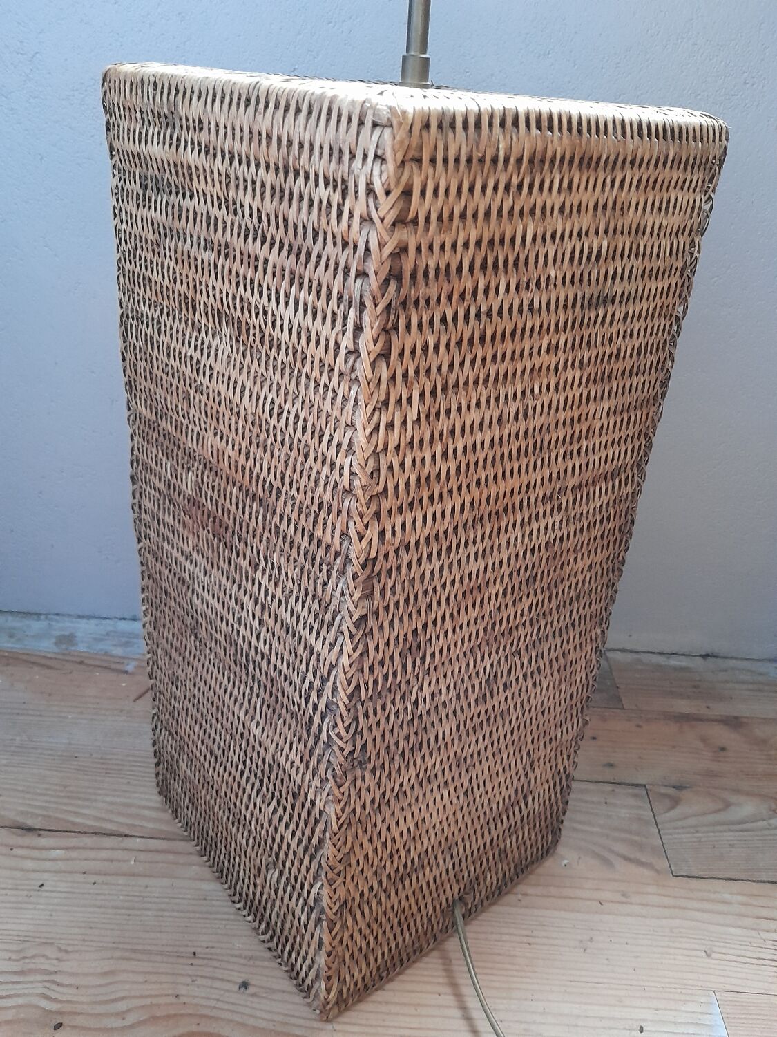 Braided rattan lamp foot, square, vintage 1970