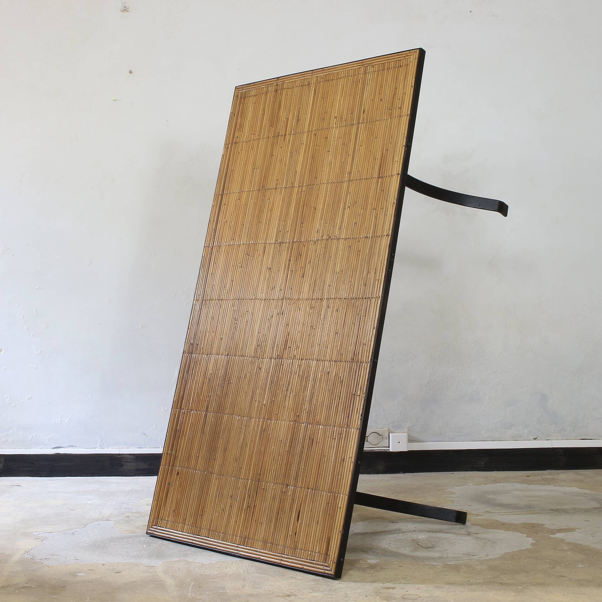 Dining table in rattan and wrought iron similar to Audoux & Minet.