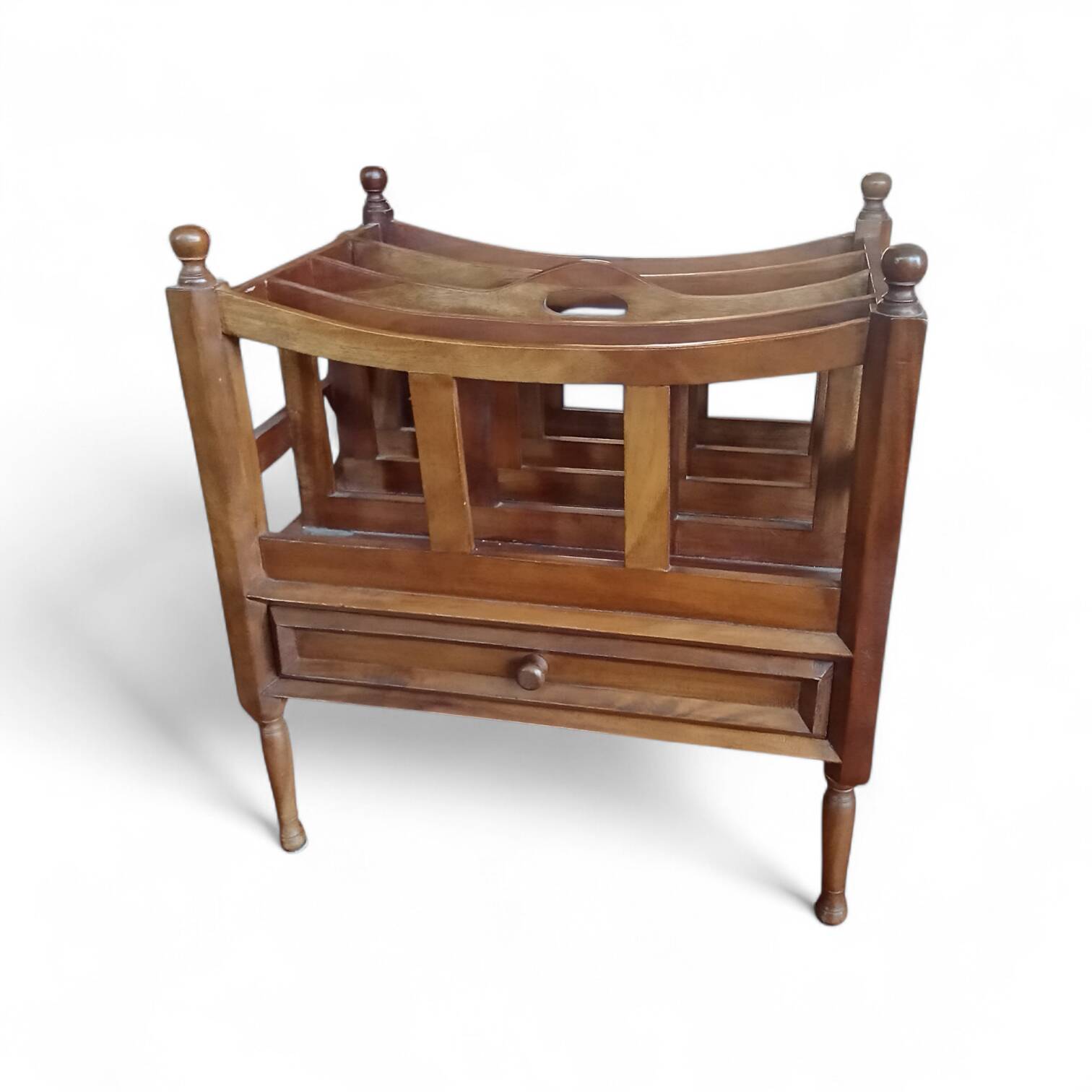 Ancien porte revue en bois