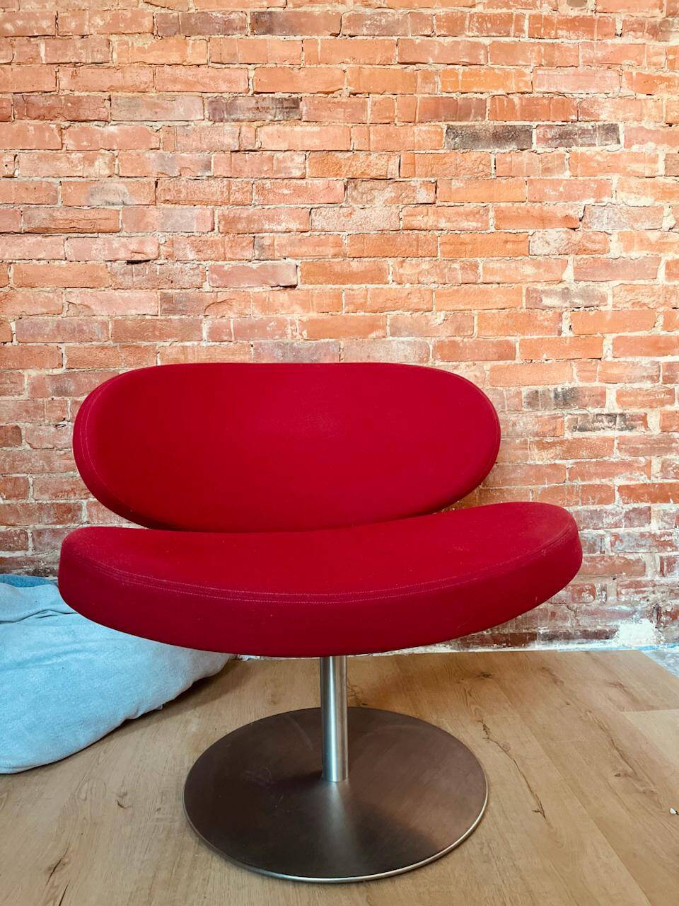 Cappellini 'Sunset' swivel armchairs, Christophe Pillet, 1997