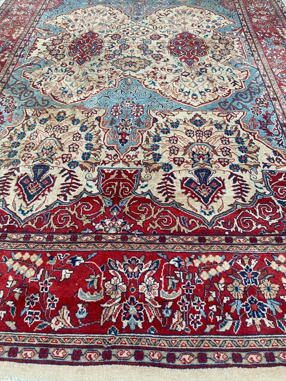 Sino Isfahan handmade carpet 134x208 cm