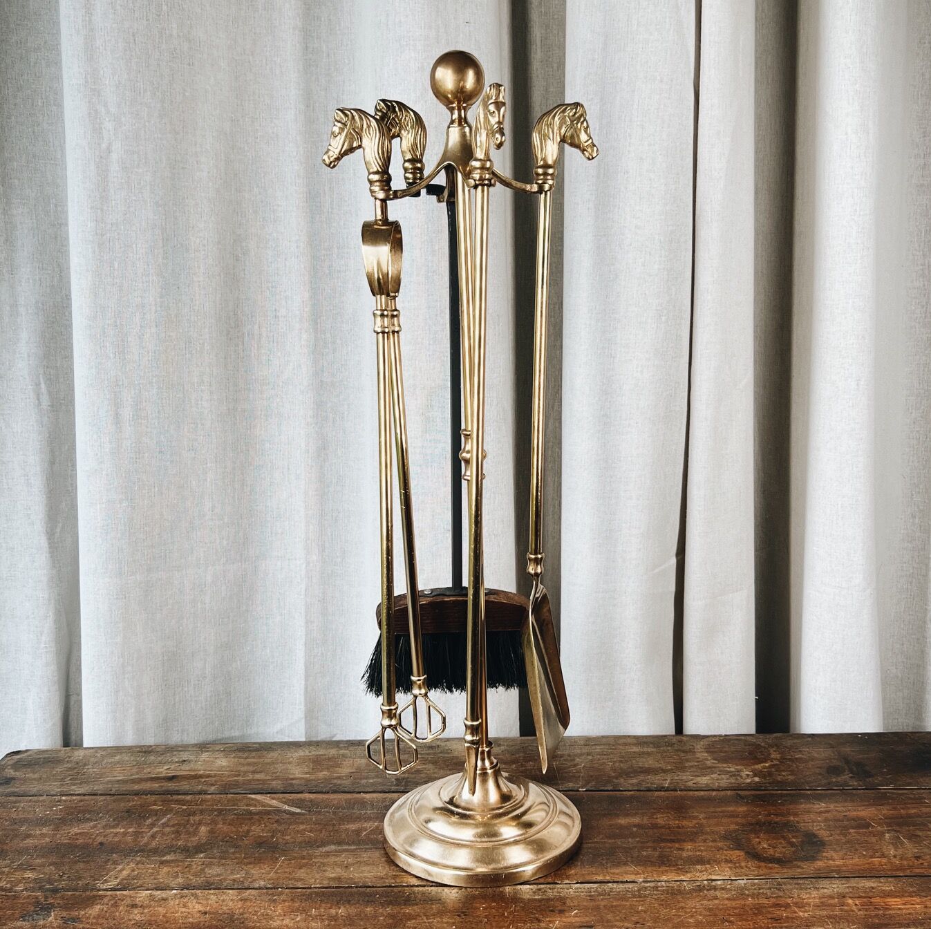 Chimney servant "horse"