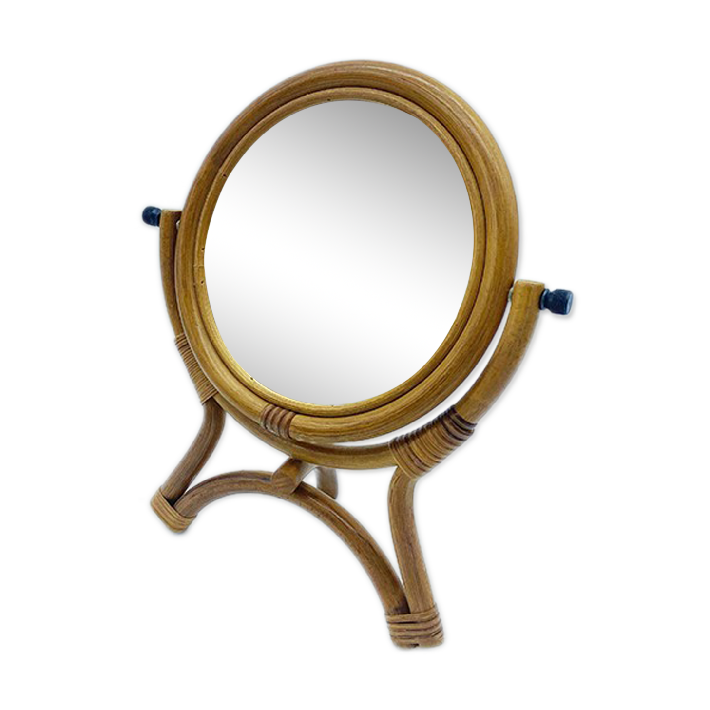 Rattan mirror on foot