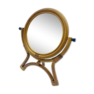 Rattan mirror on foot