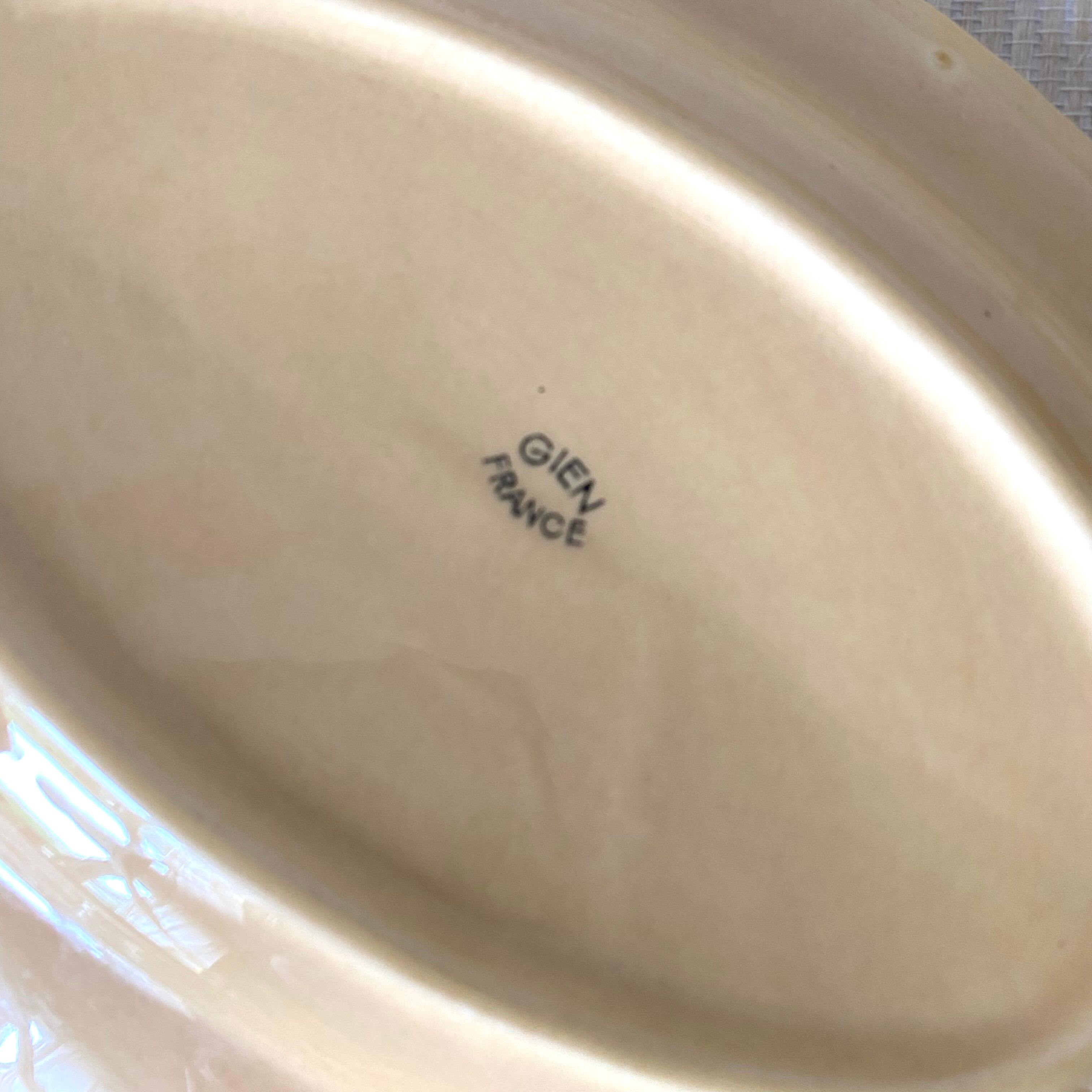 Gien earthenware ravines