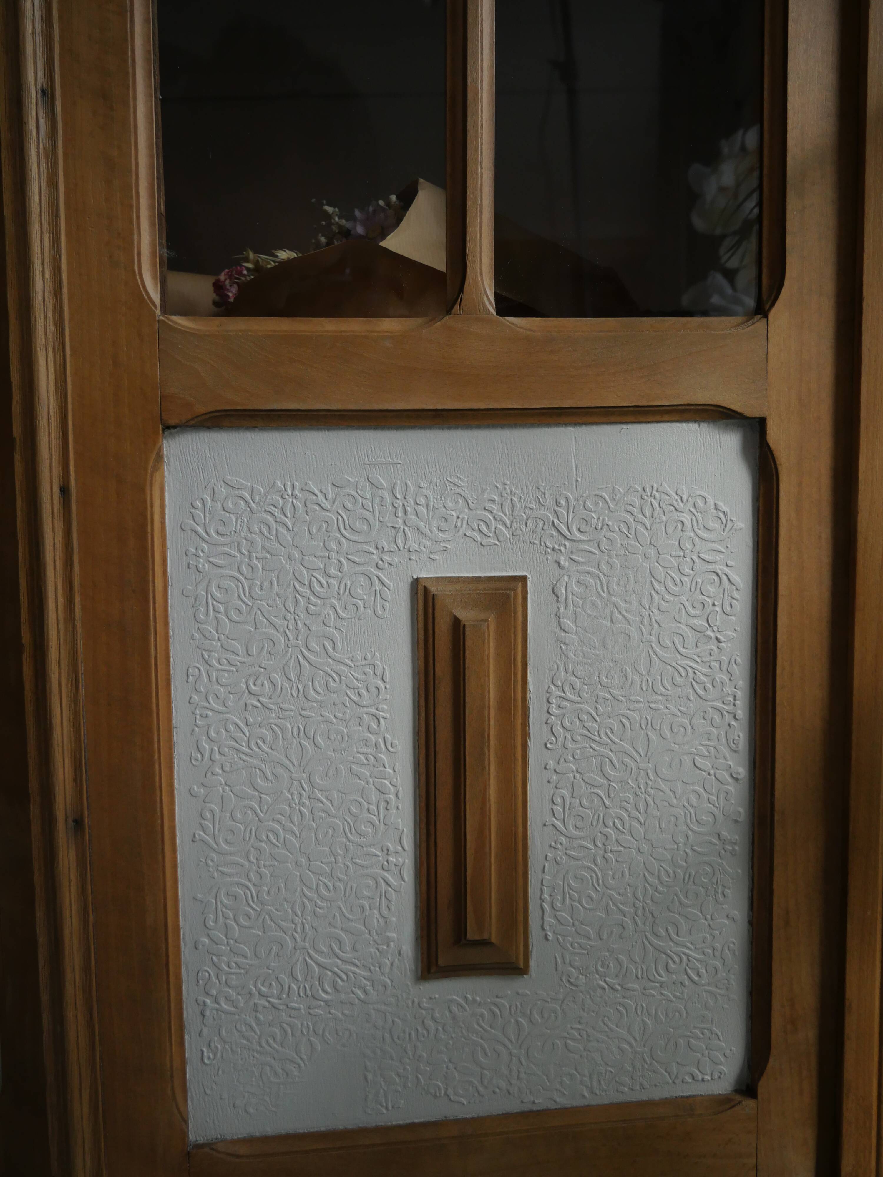 Art Deco display cabinet