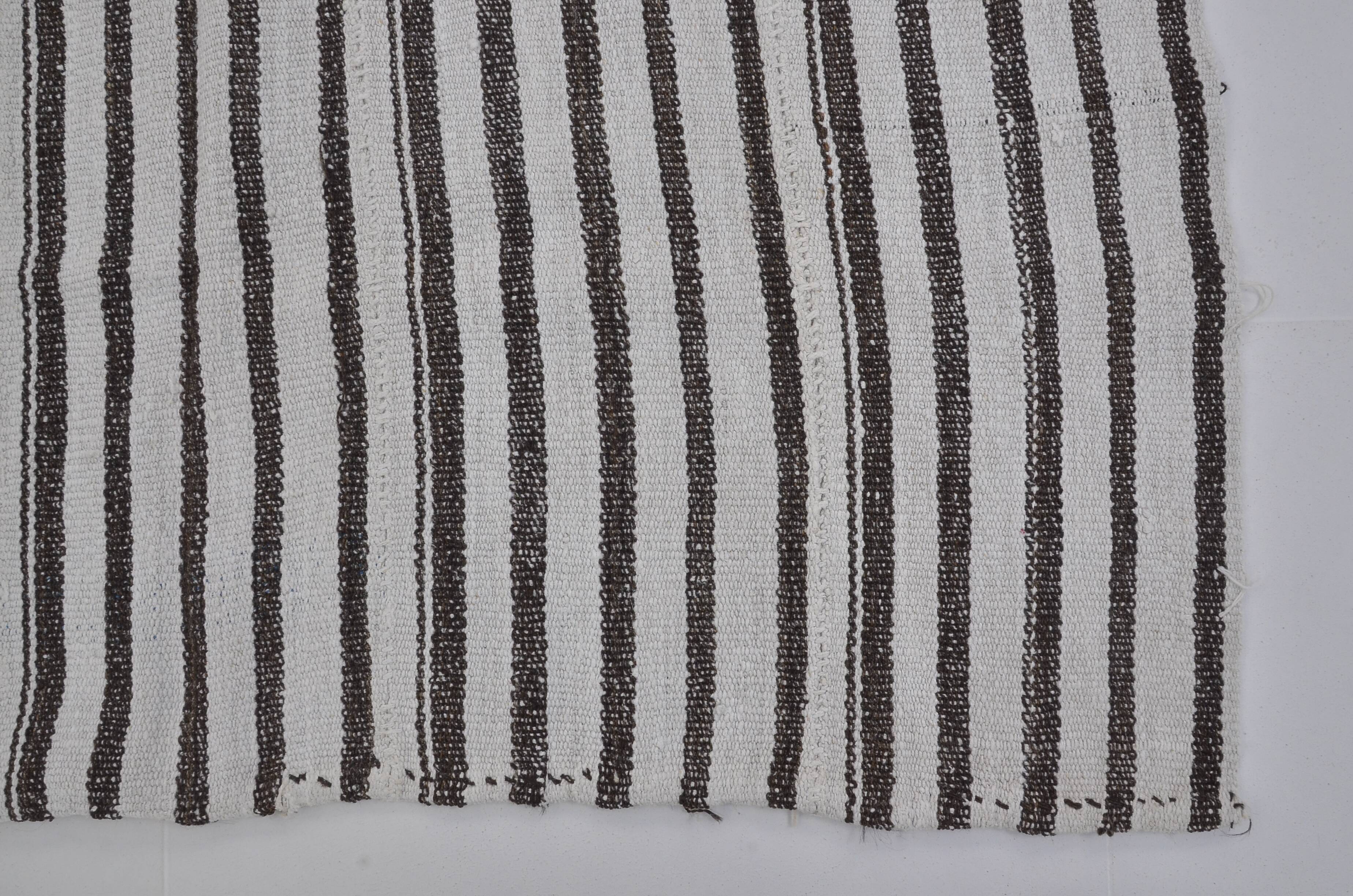 Neutral Vintage Oushak Hemp Kilim sku 3725