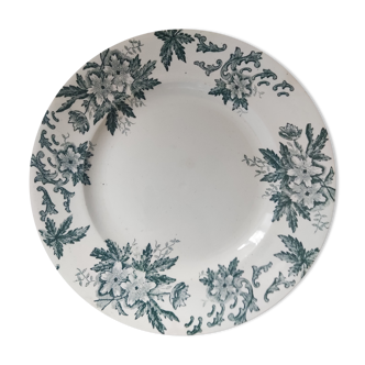 Porcelain plate St Amand