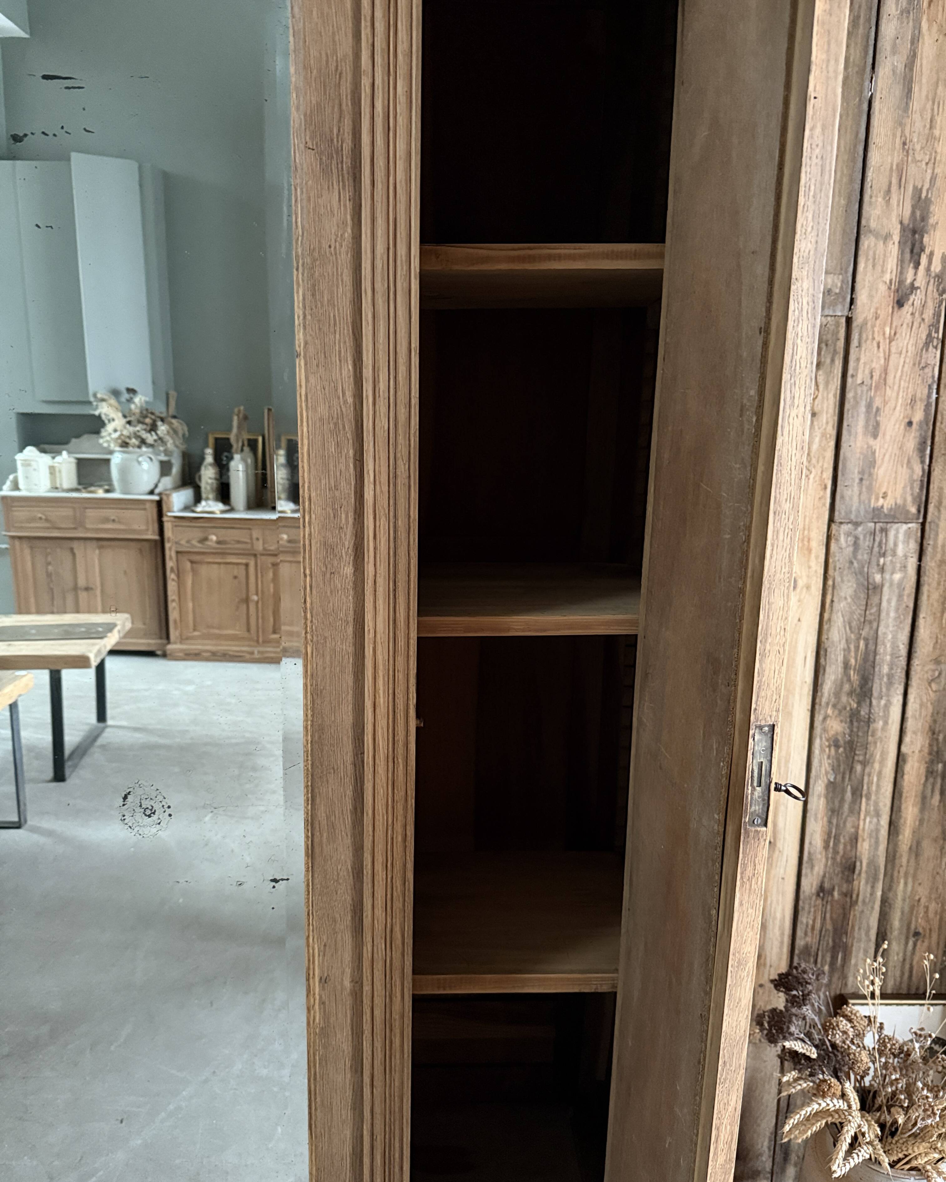 Armoire Art Déco en chêne (rénovée)