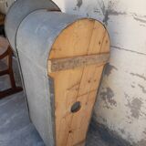 Ancient zinc bathtub 1900 -1m40