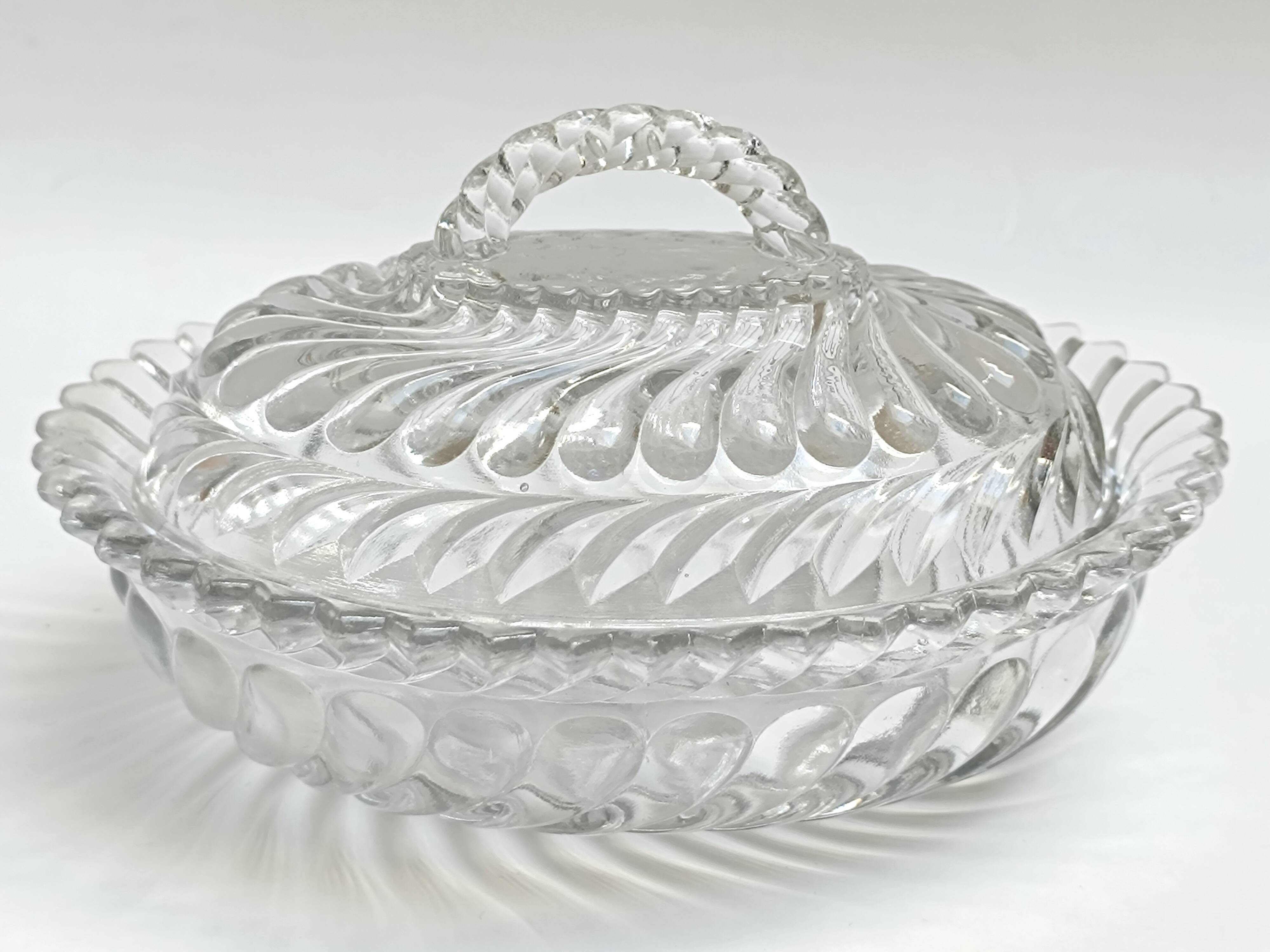 SV glass butter dish