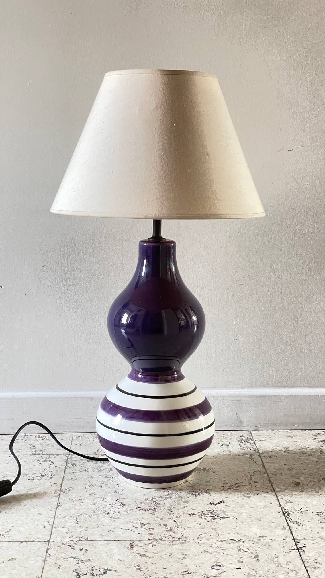 Ceramic lamp by Koralcoa