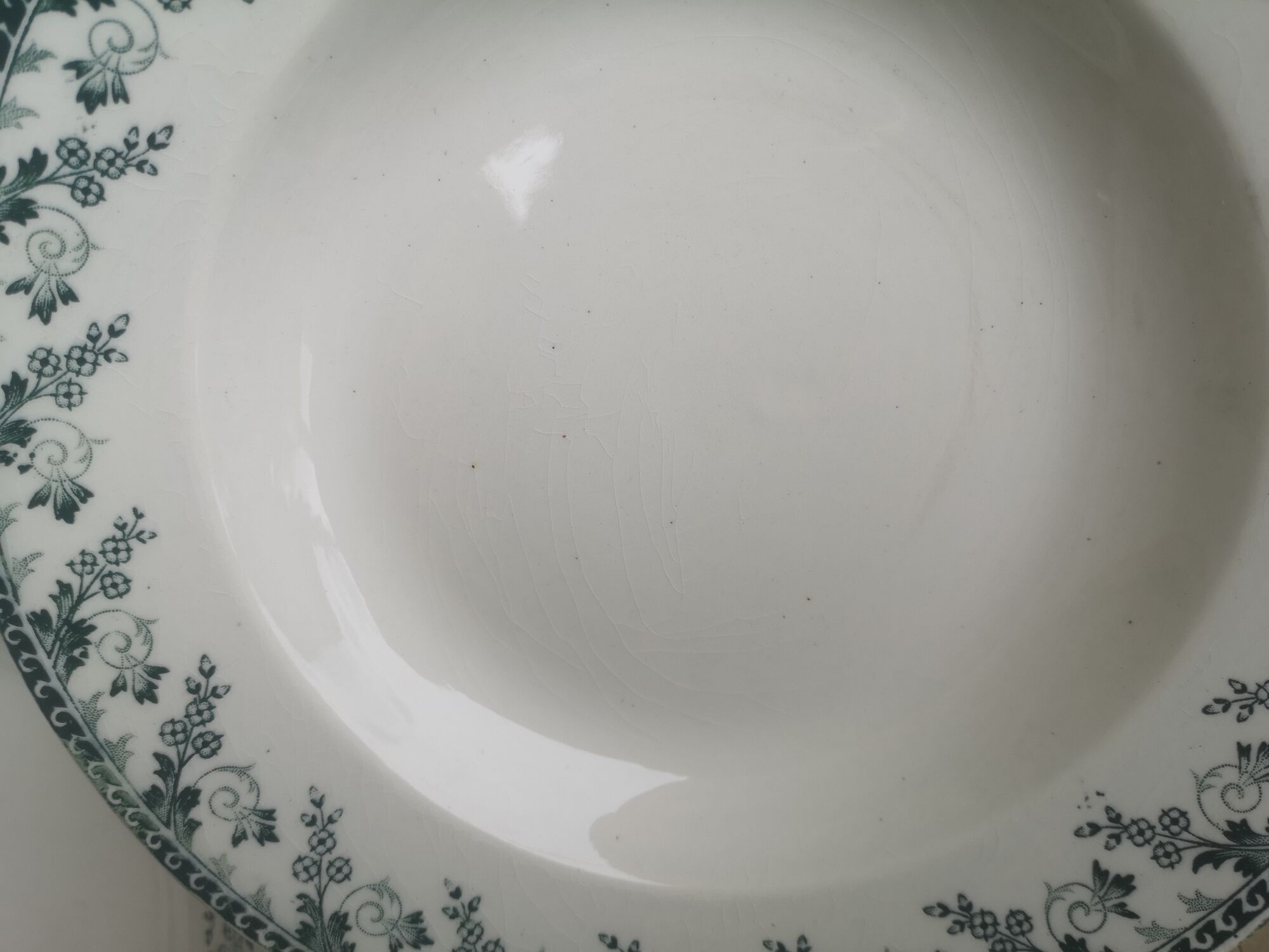 4 Hollow plates Terre de Fer in Opaque Porcelain from Gien Collection Montigny