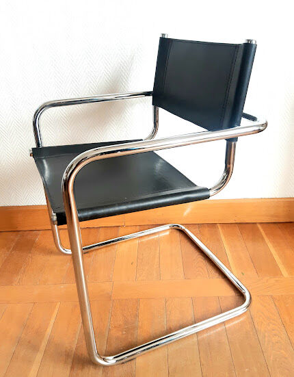 Cantilever design armchair in tubular steel 1970
