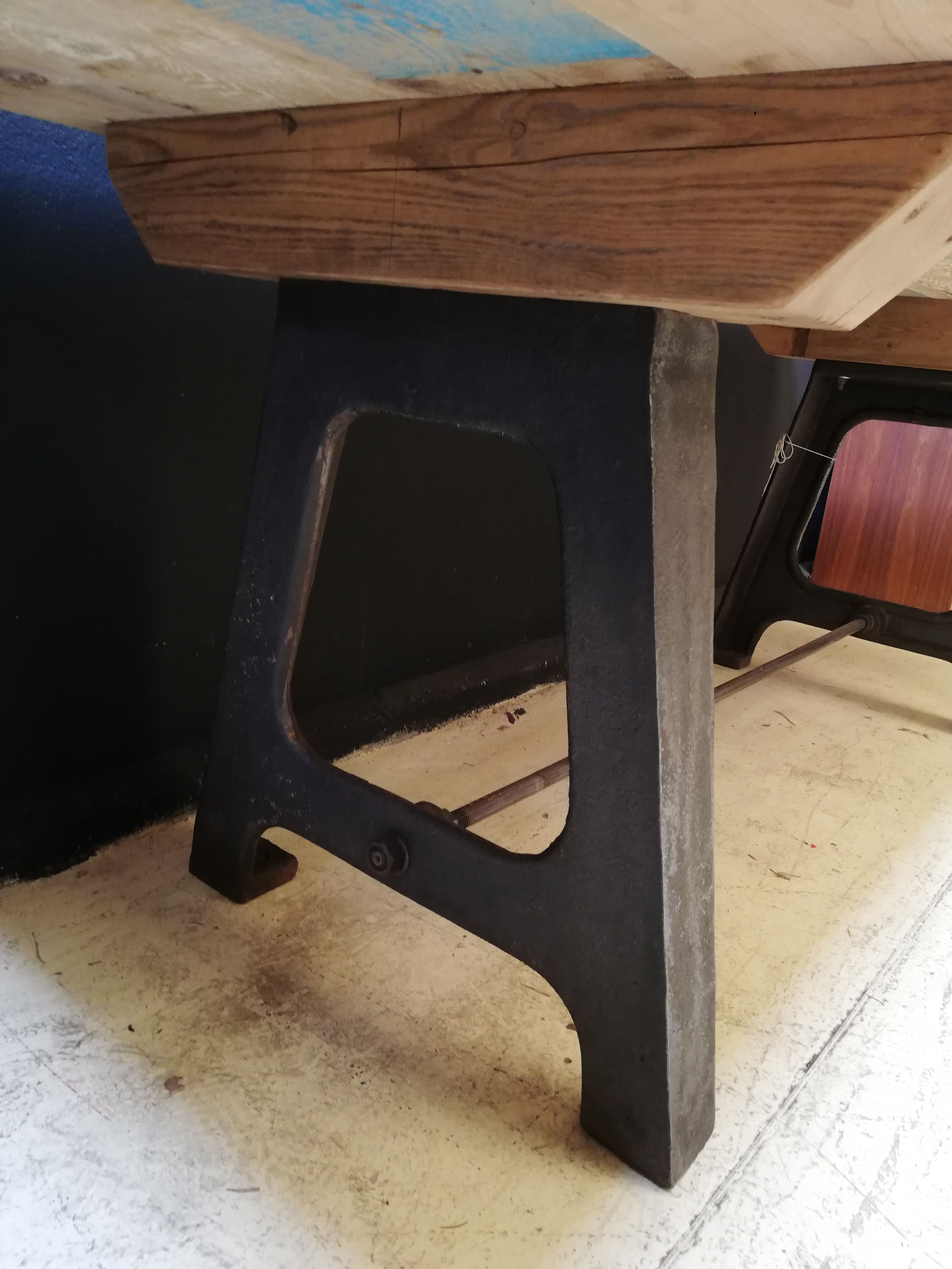 Table in wood and cast iron, industrial style, vintage
