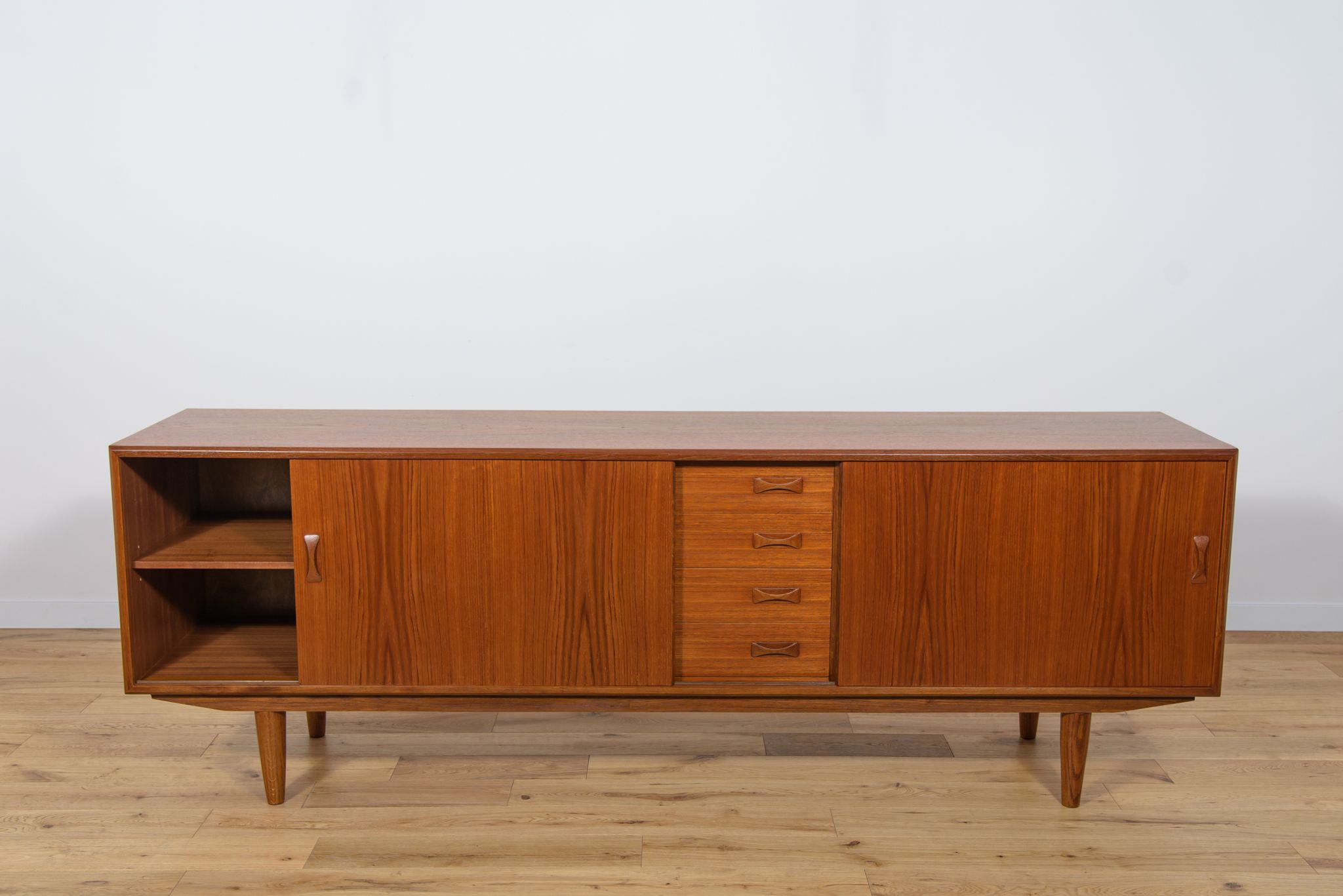 Enfilade en teck de Clausen & Son, années 1960