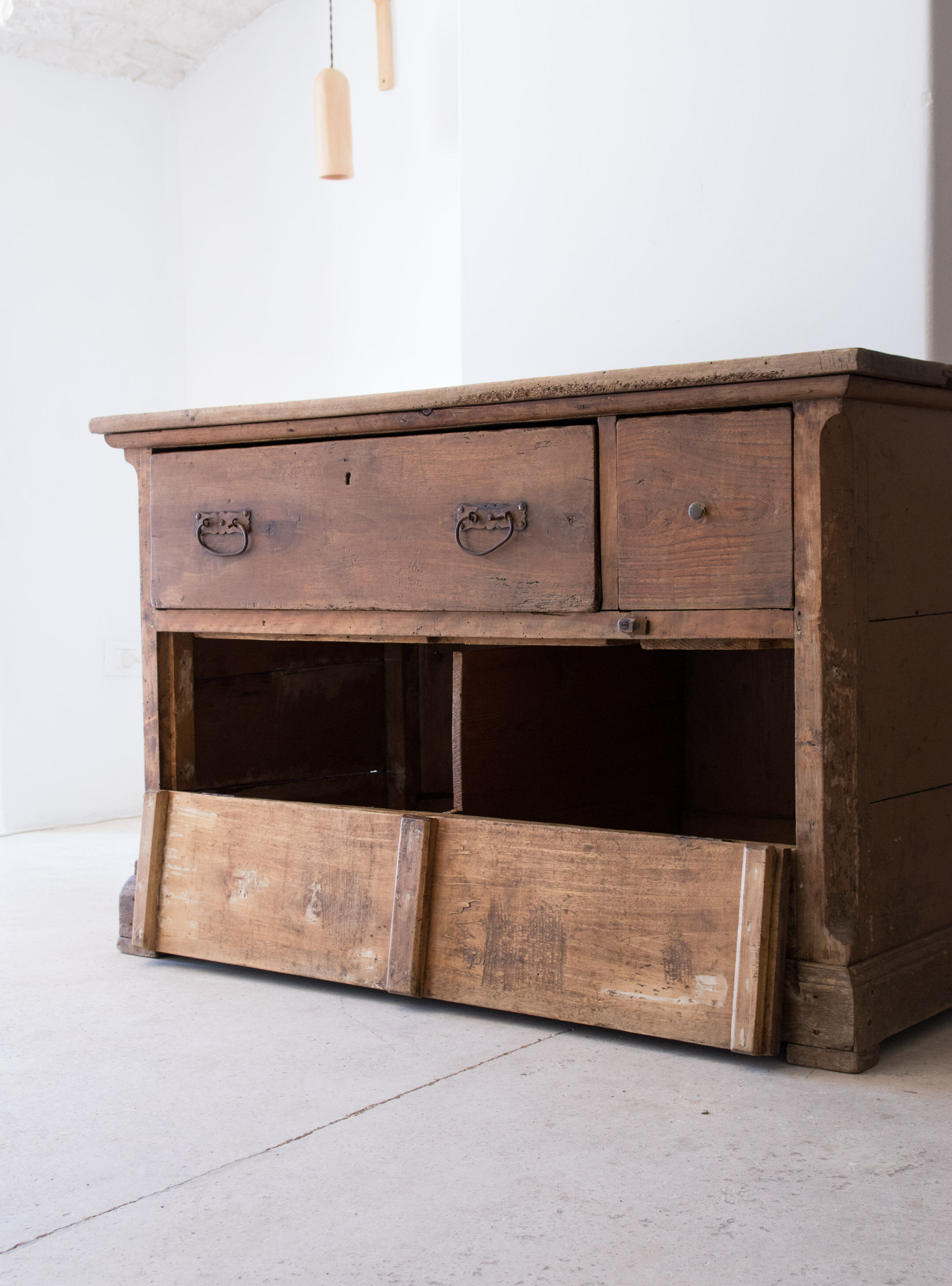 Antique italian kirchen cabinet xix century