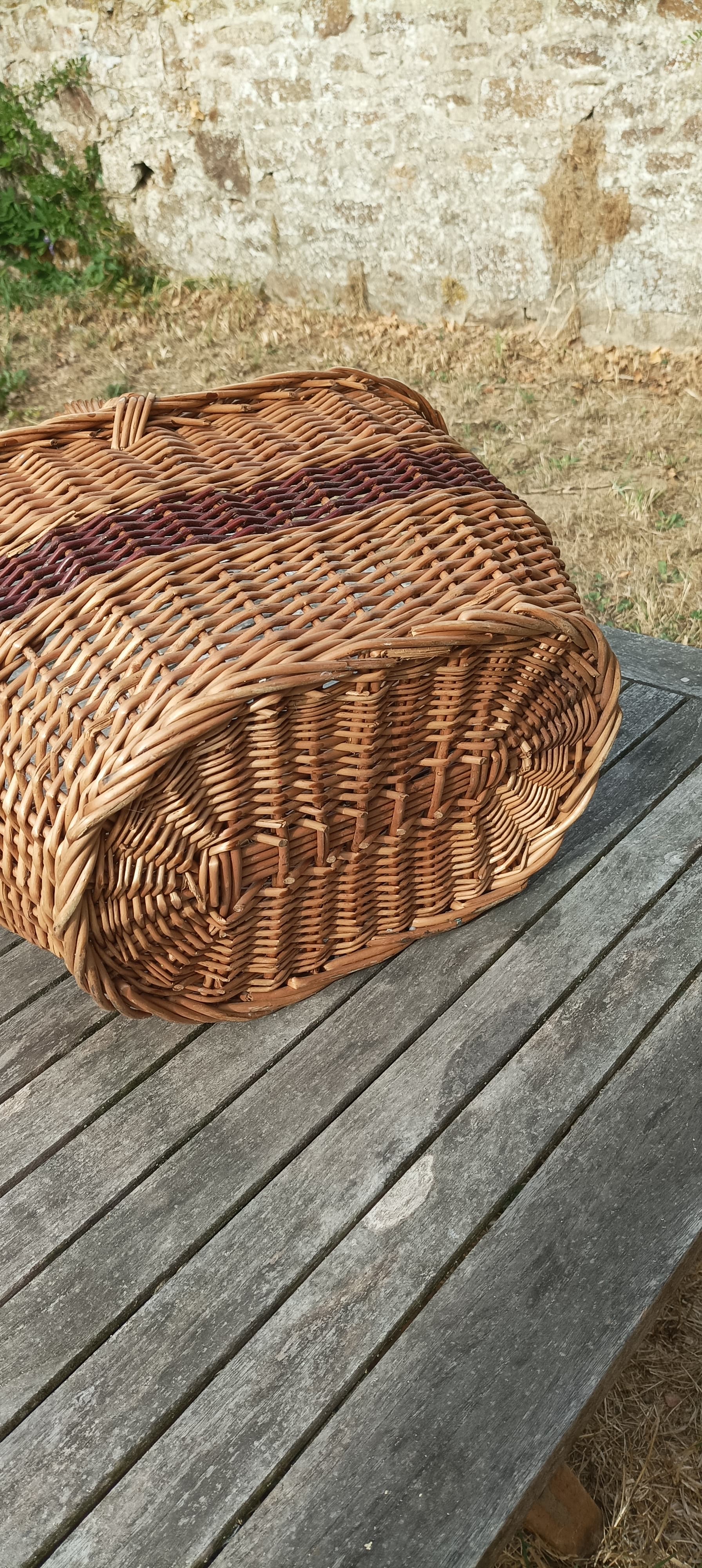 Wicker basket