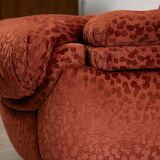Fauteuil en velours avec pieds arrondis en bois, années 1970