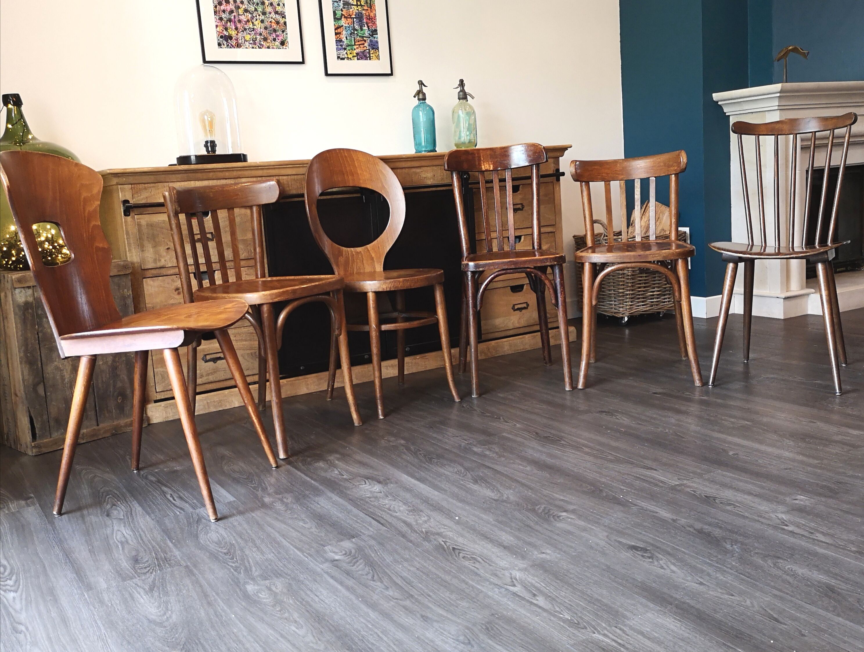 Série de 6 chaises bistrot Baumann dépareillées
