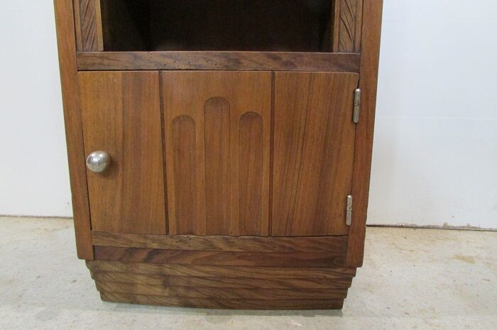 Art déco in massive walnut bedside table