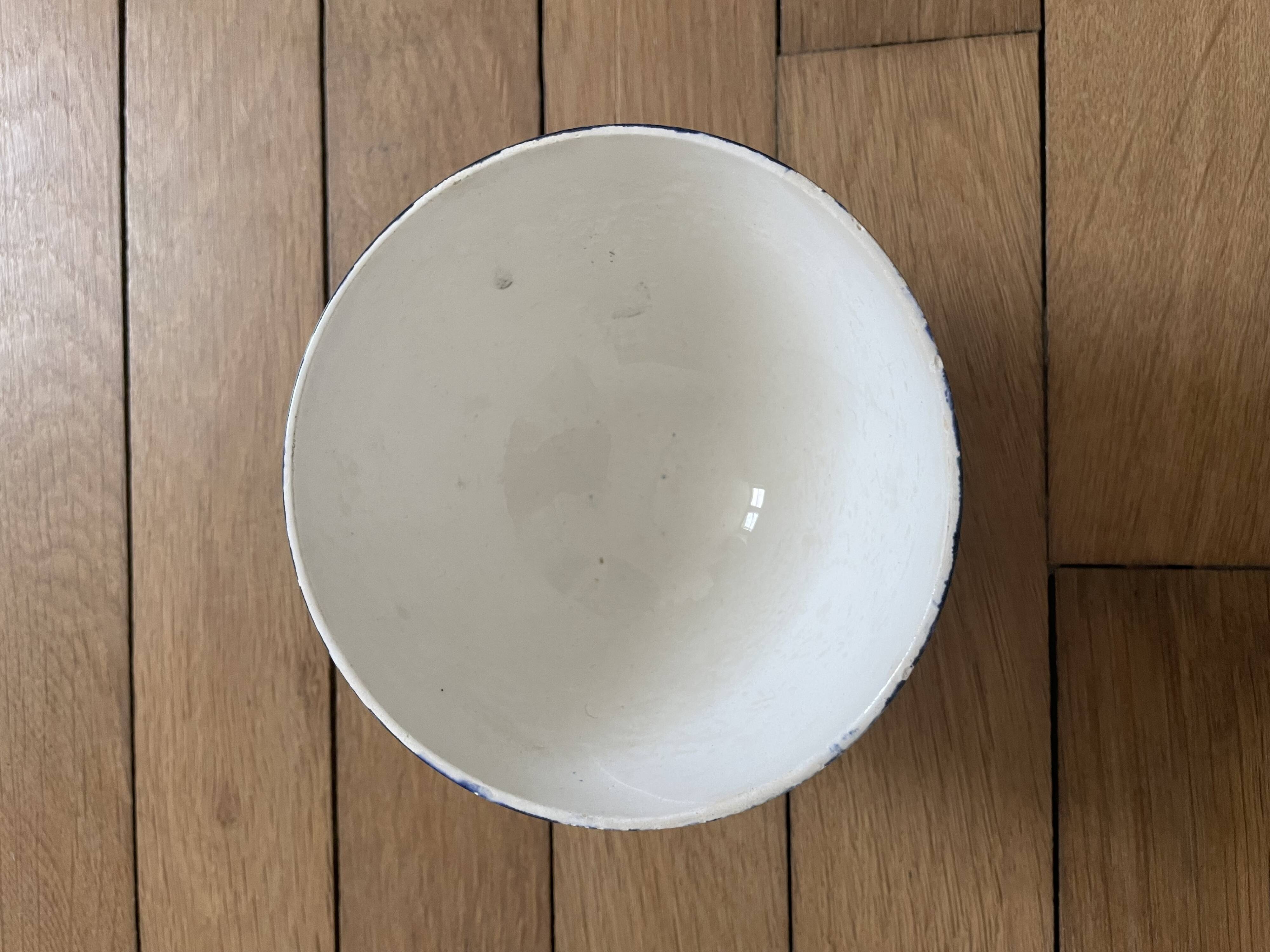 Digoin Mary Lou model bowl on pedestal 251009