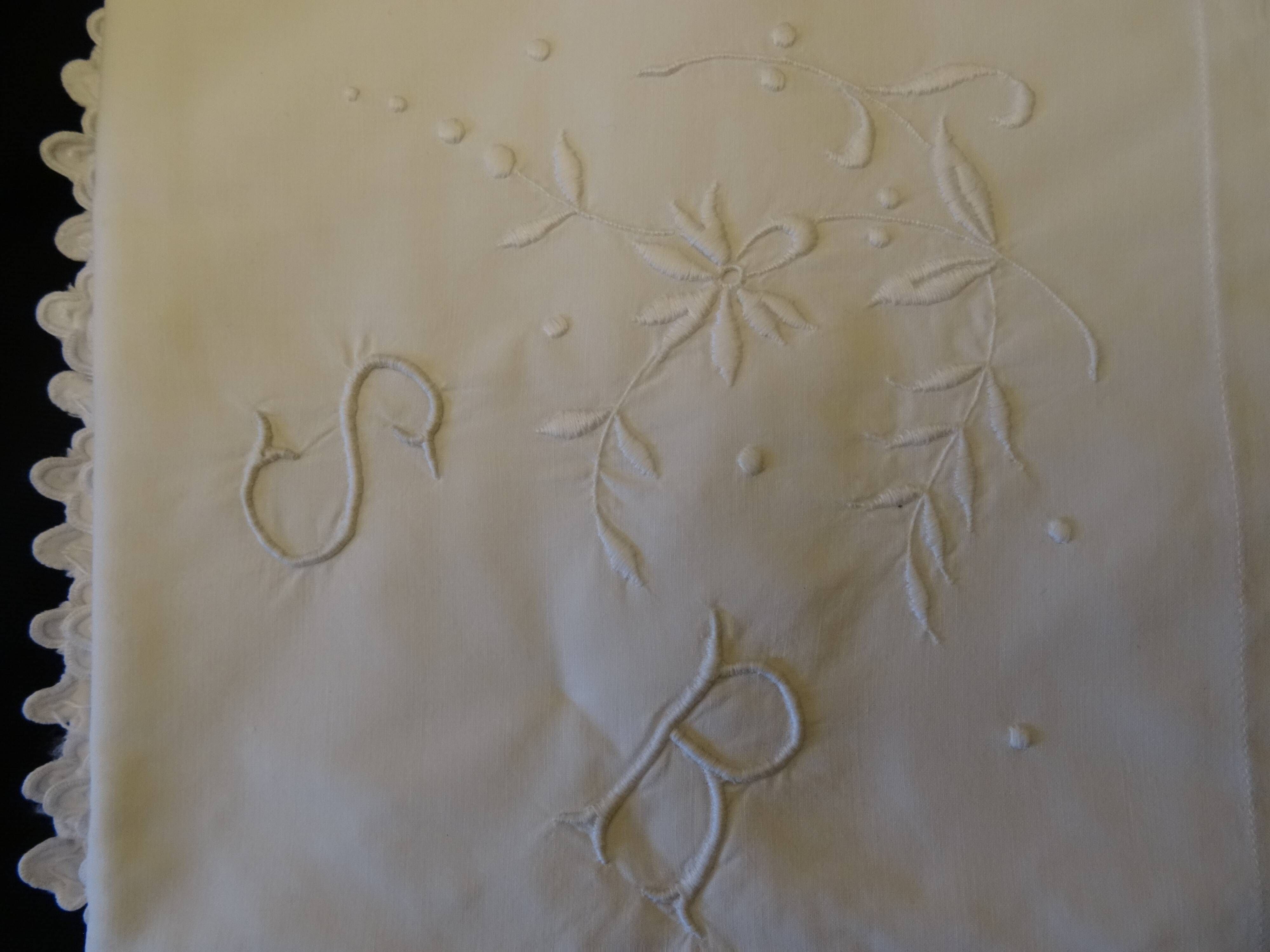 Pair of embroidered pillowcases monogrammed SR