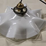 Suspension opaline