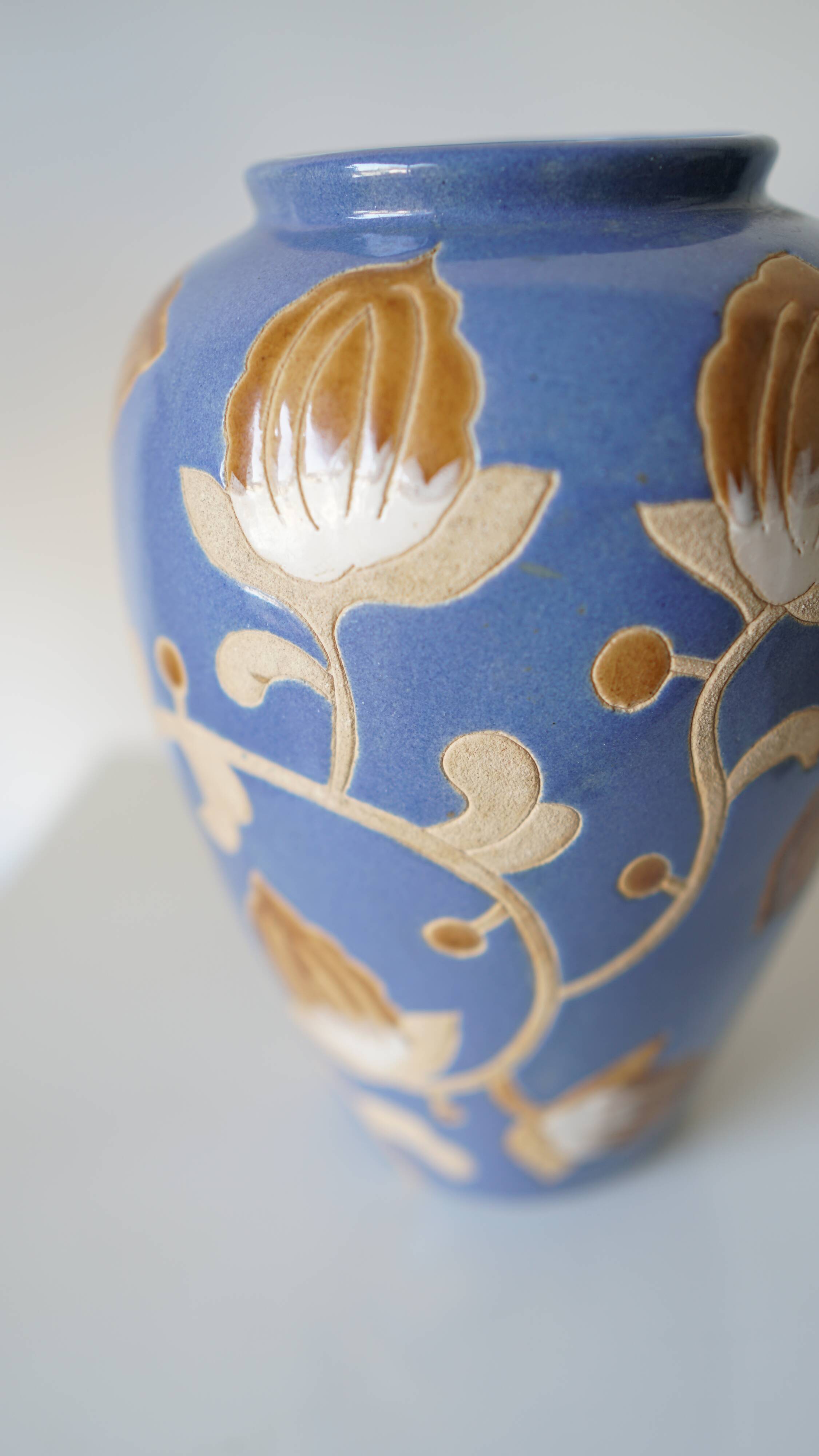 Glazed stoneware vase – floral decoration in relief – Keramis style – 1970s