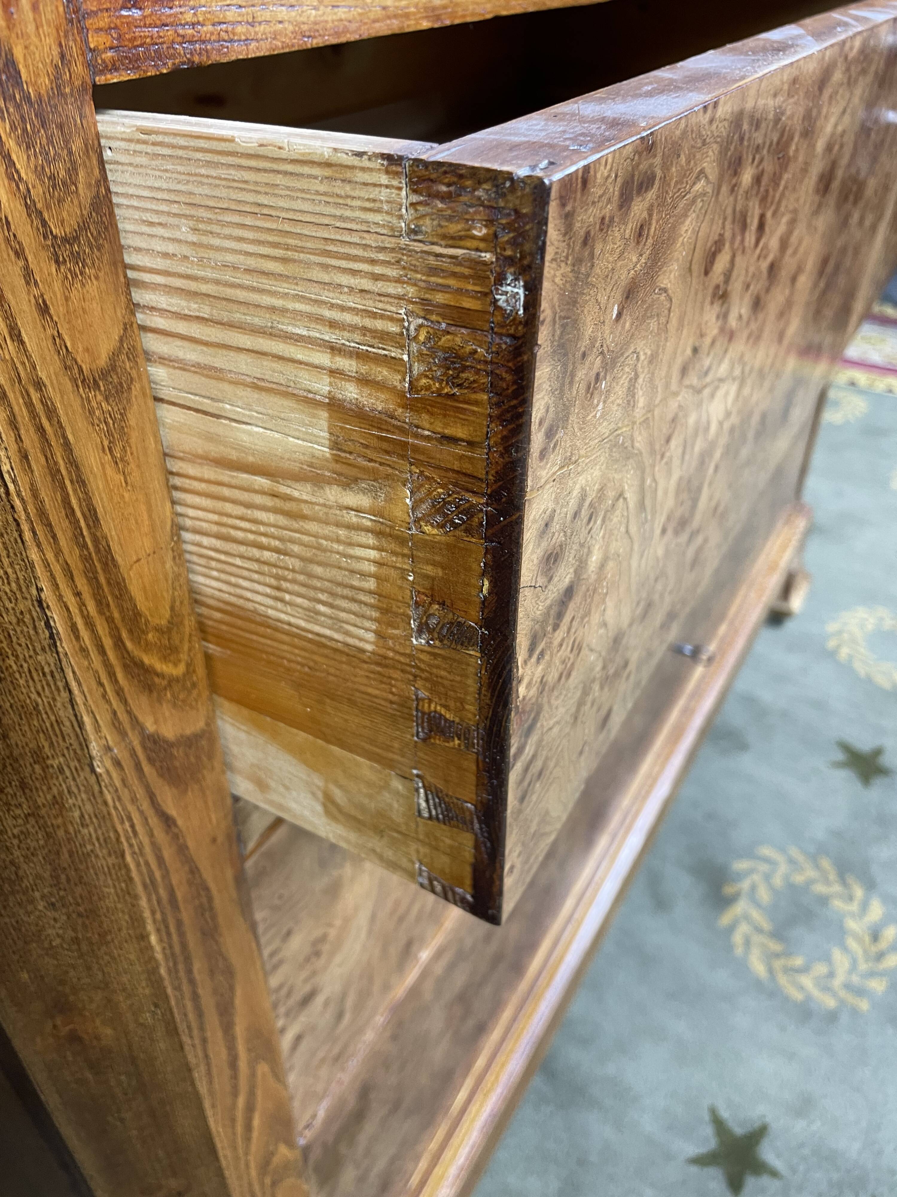 Louis Philippe period dresser in walnut ronce and solid ash