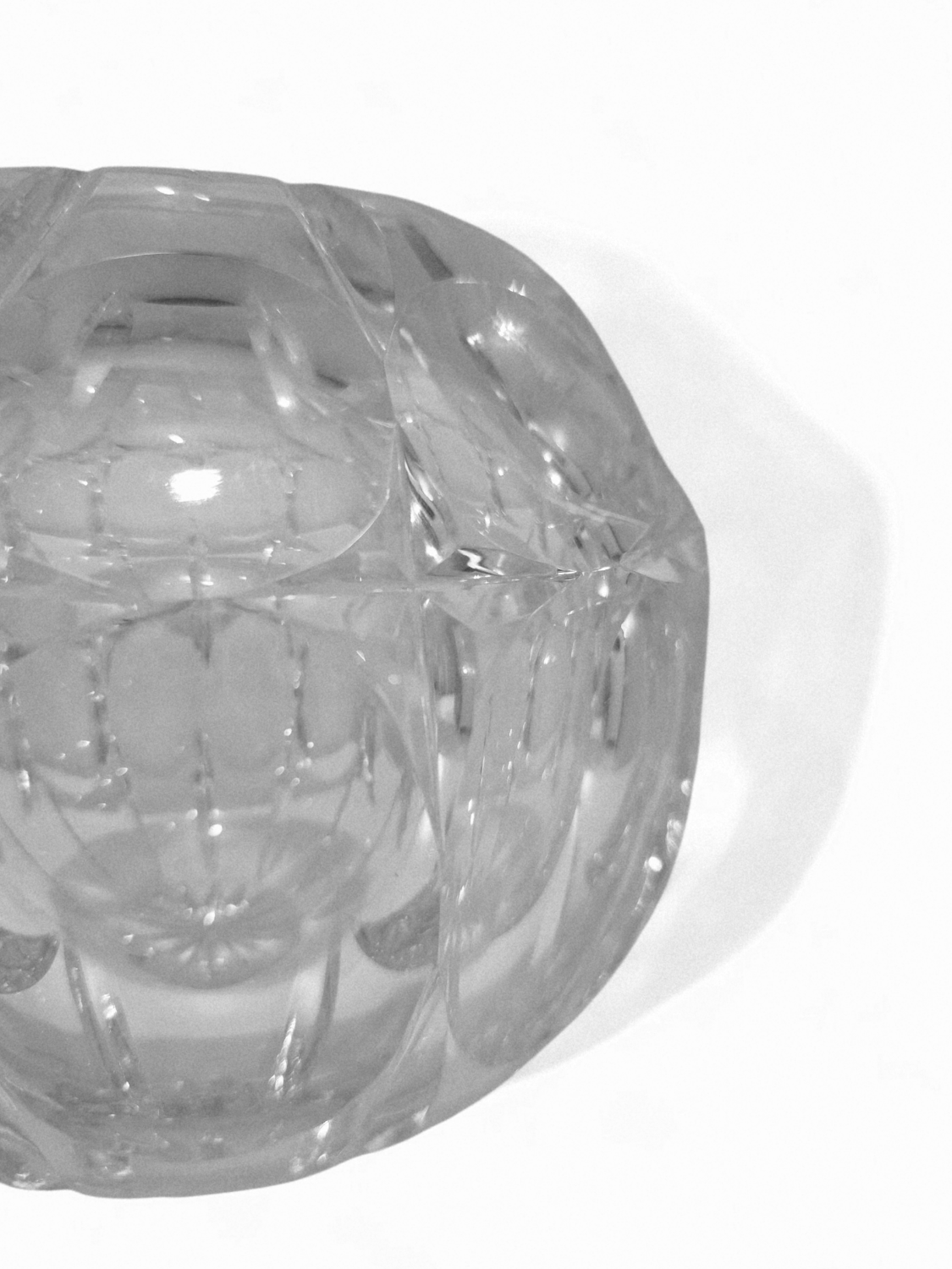 Cut crystal round vase