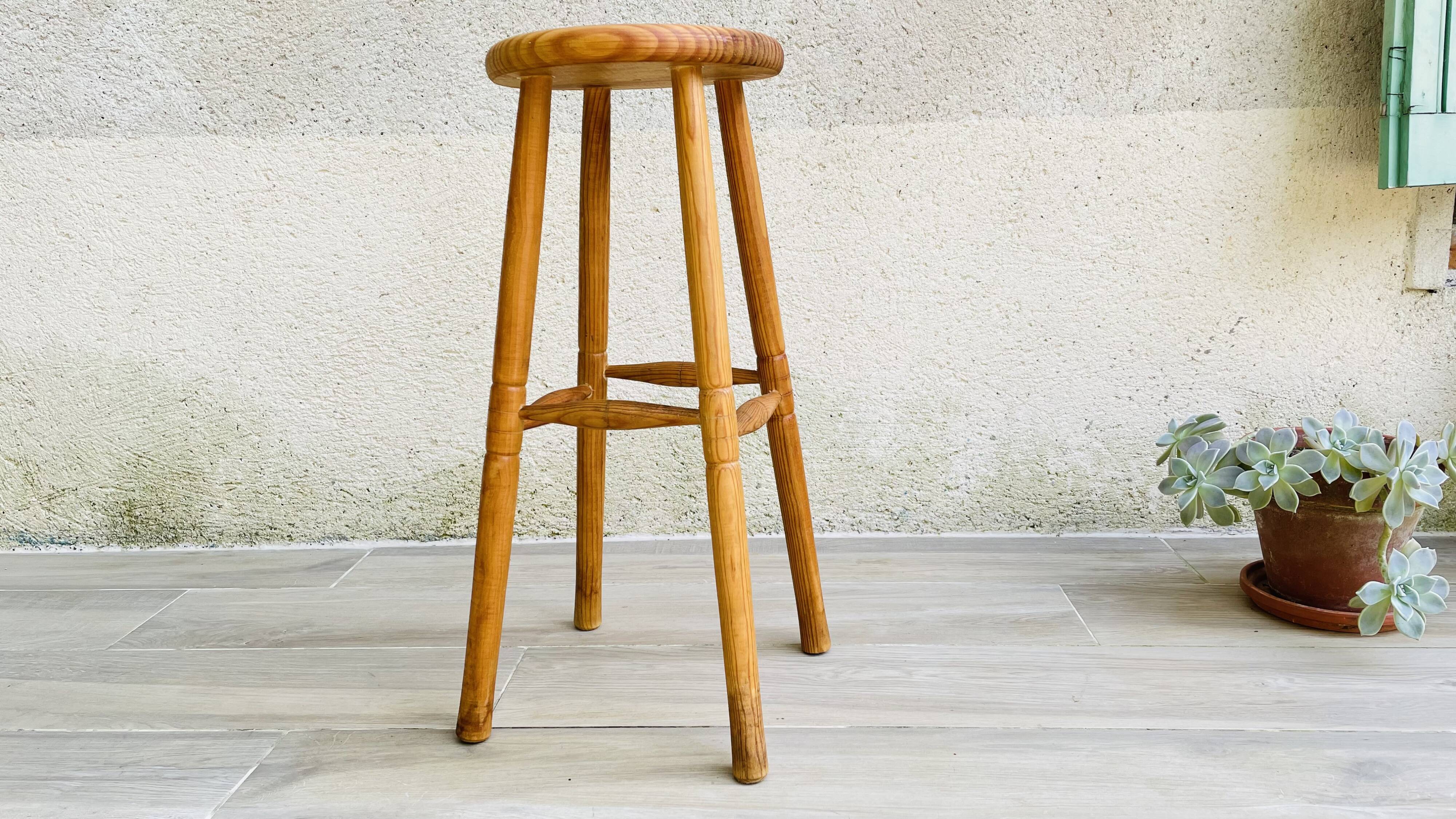 Vintage turned wood high stool