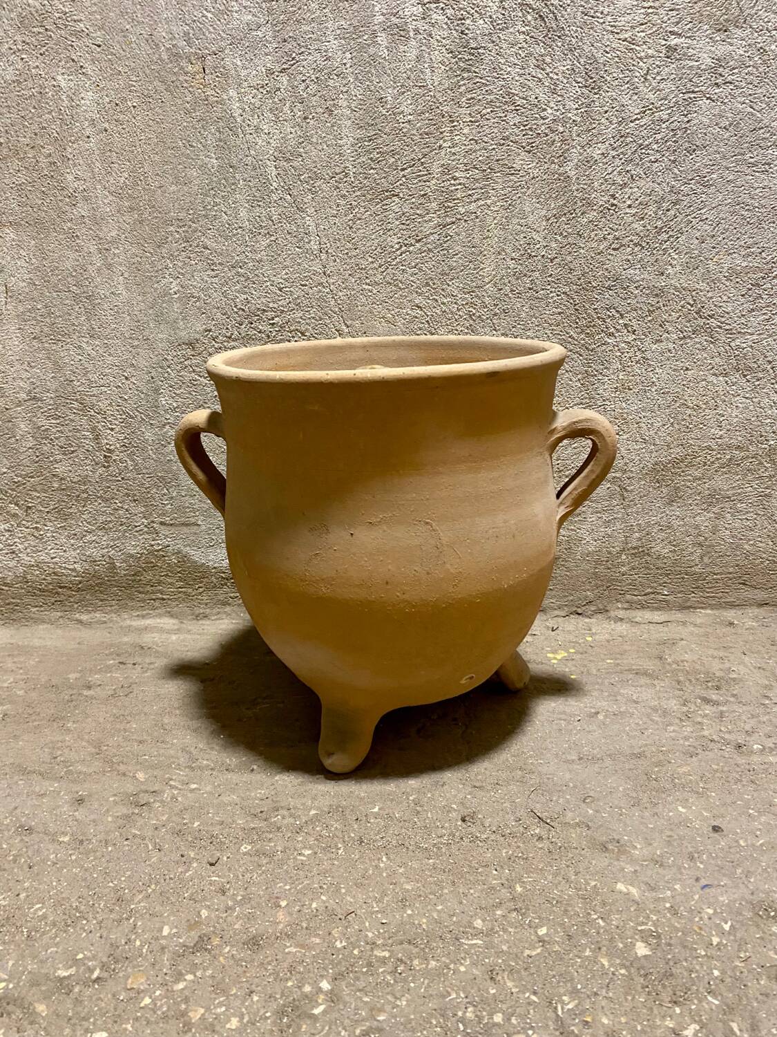 Terracotta jar/pot