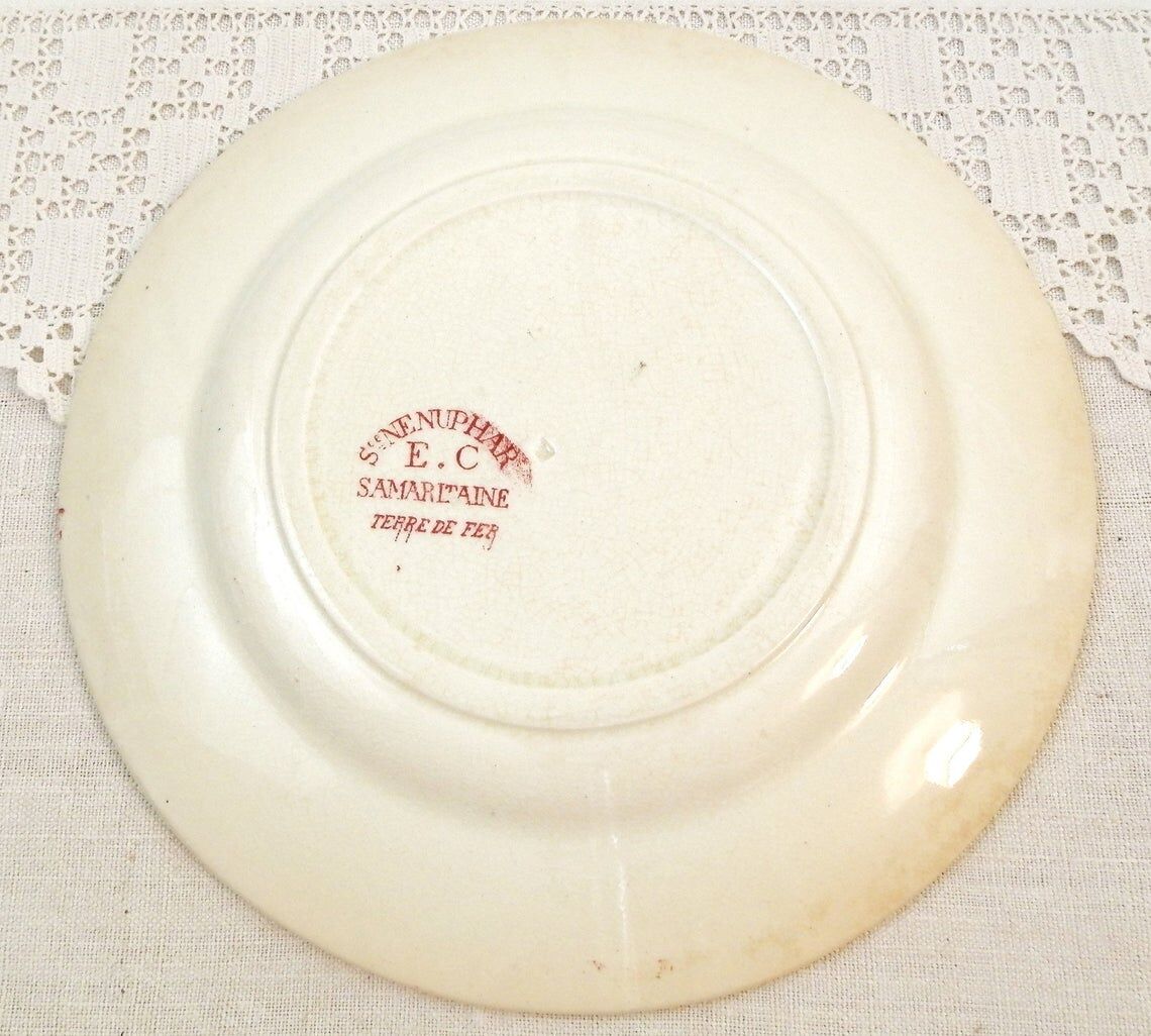 Working vintage mechanical alarm clock