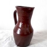 Vernified sandstone pitcher