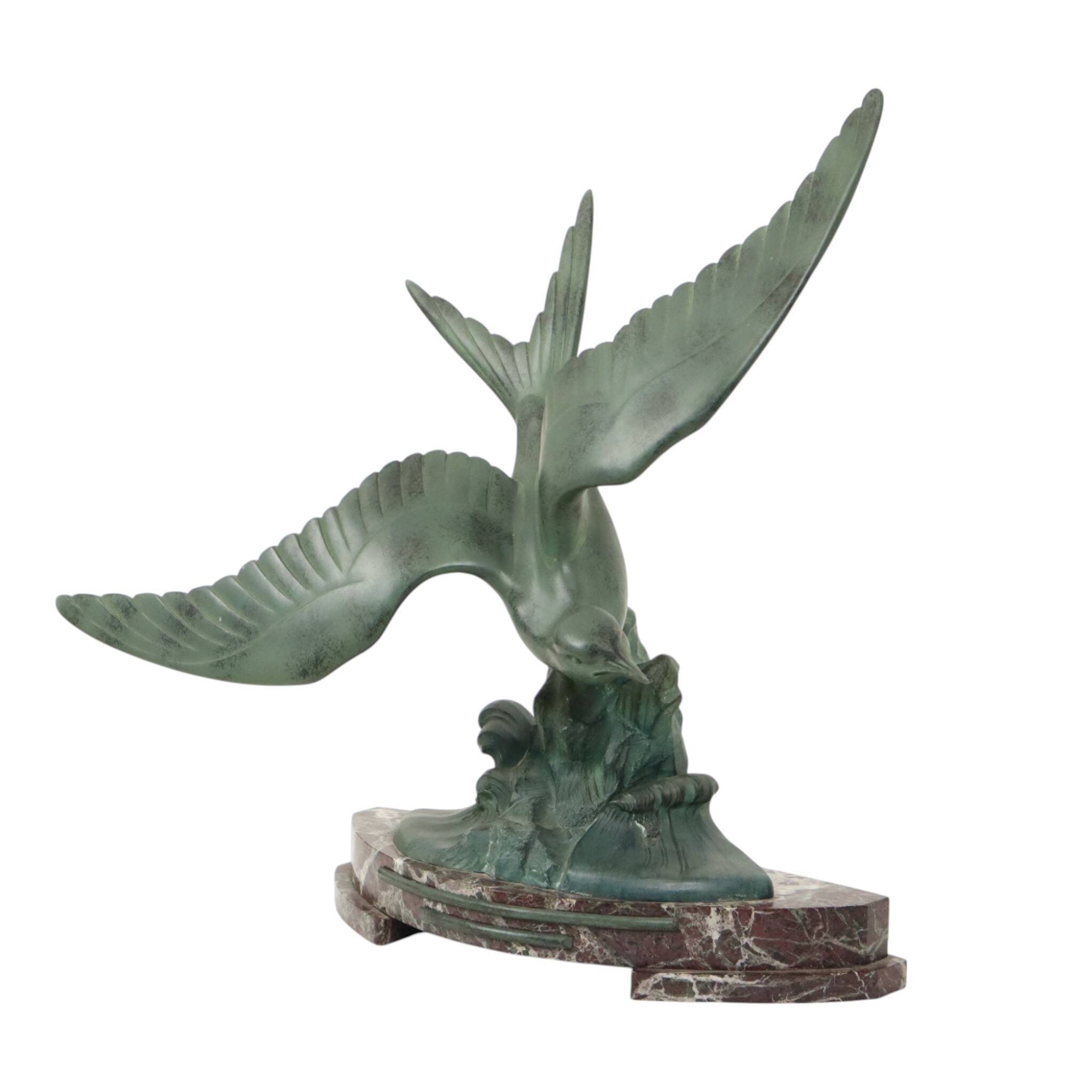 Sculpture Art Déco Goéland sur Socle en Marbre Patine Bronze 51 cm