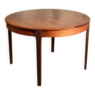 Scandinavian extendable teak round table
