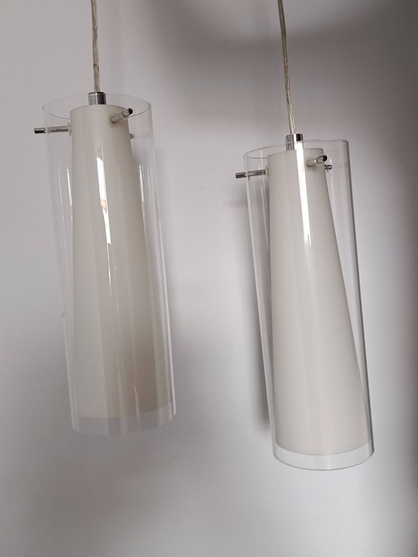 Suspensions en verre  transparent et verre opaline blanche à l intérieur