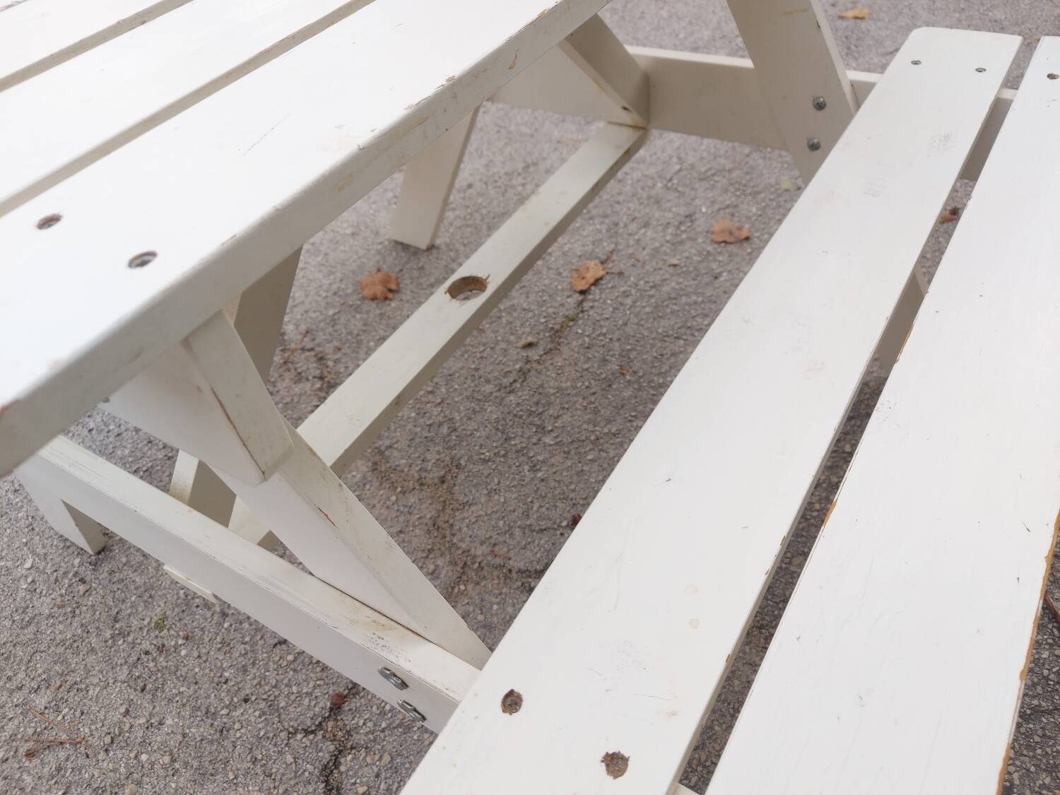 Table de jardin avec bancs pour enfants