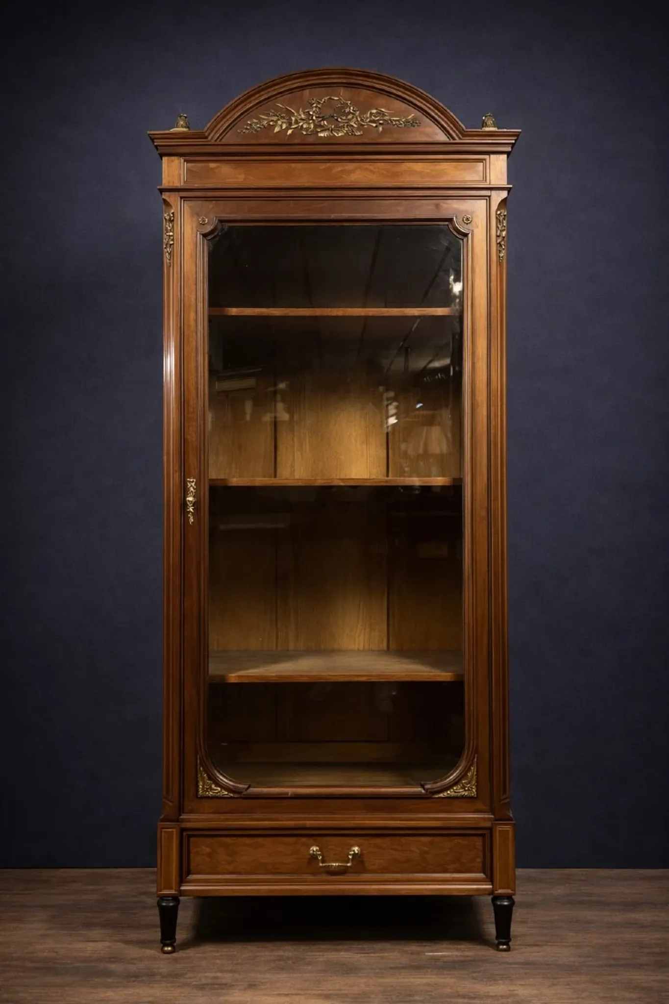Parisian library Louis XVI in precious wood and gilded bronze