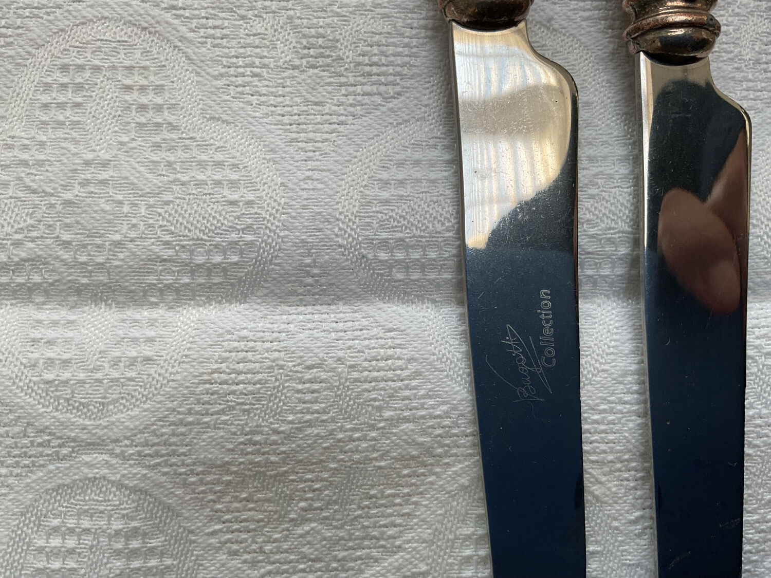 Bugatti table knives