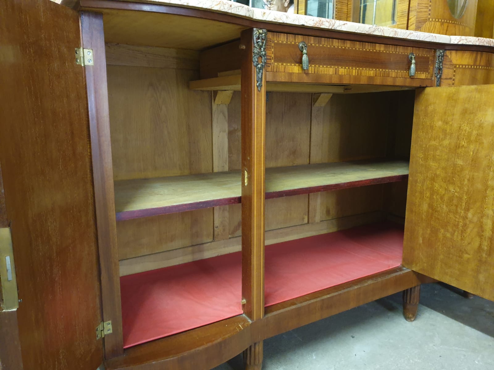 Art Deco showcase sideboard in merisier et zebrano