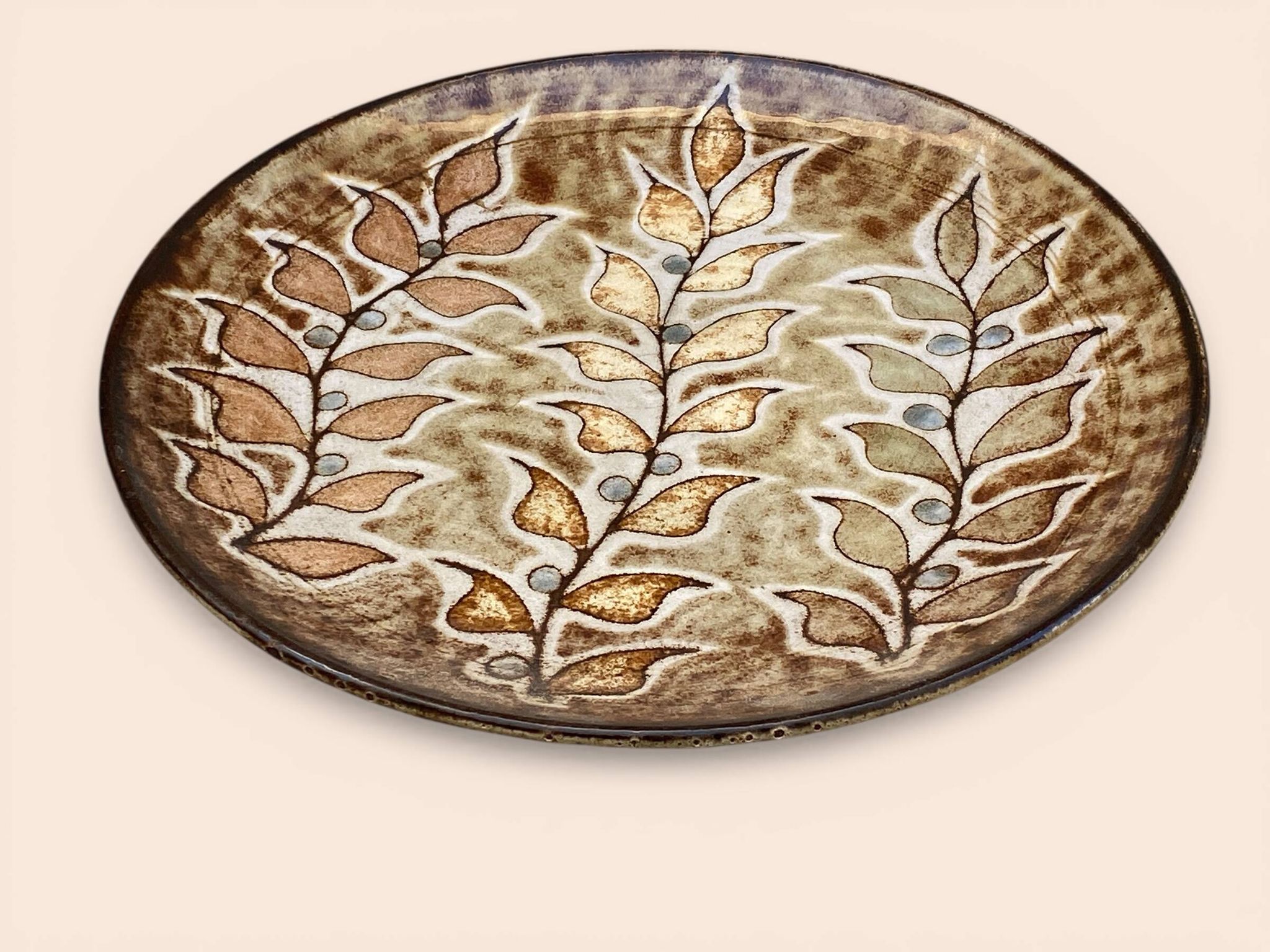 Wall plaque in ceramic by Robert Pérot, Atelier du Vieux Moulin, Vallauris.