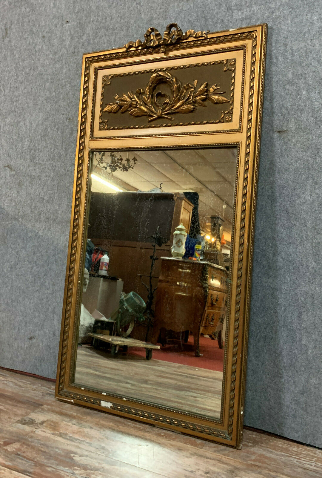 Louis XVI gilded wood trumeau mirror circa 1900-1920