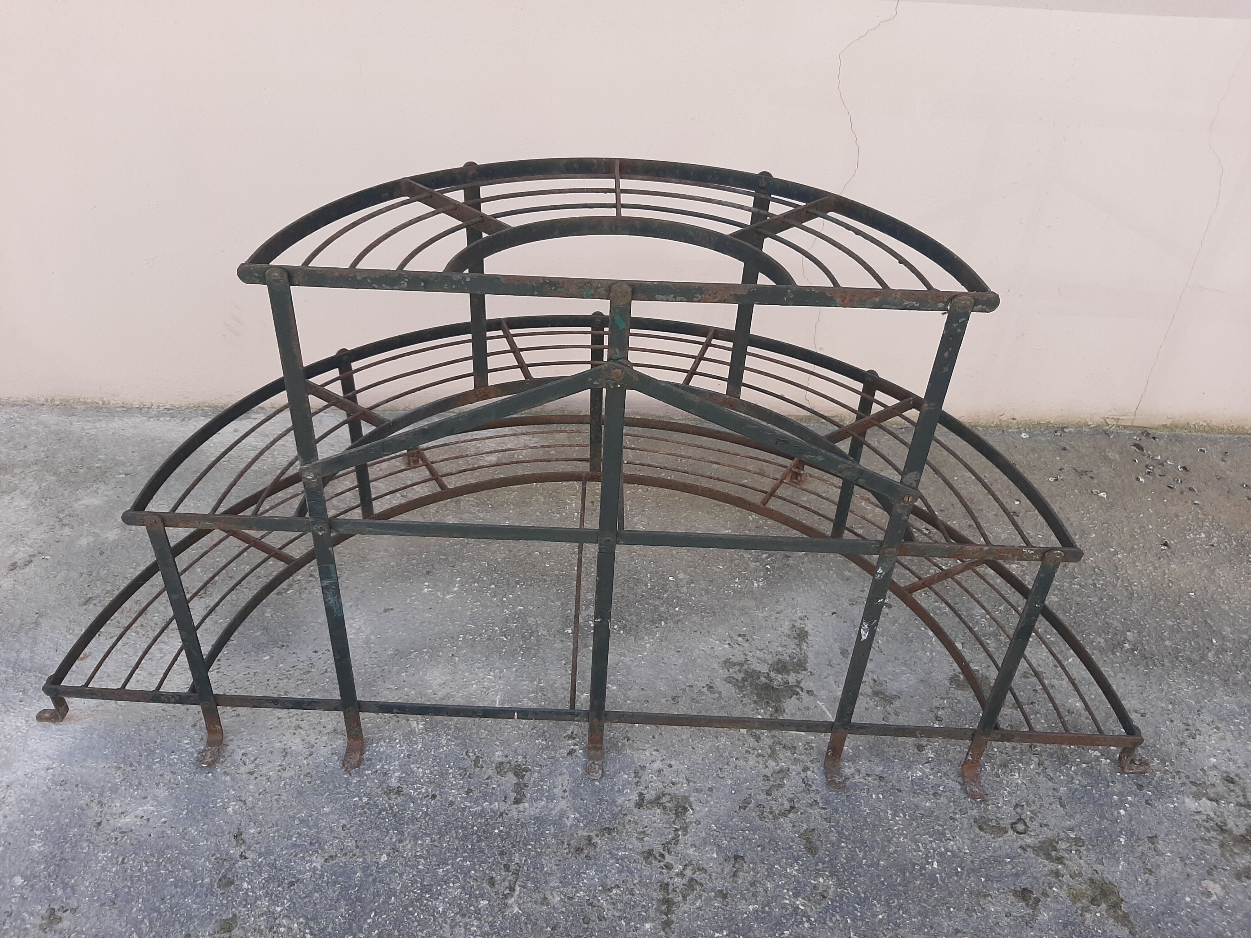iron plant holder - 1m50