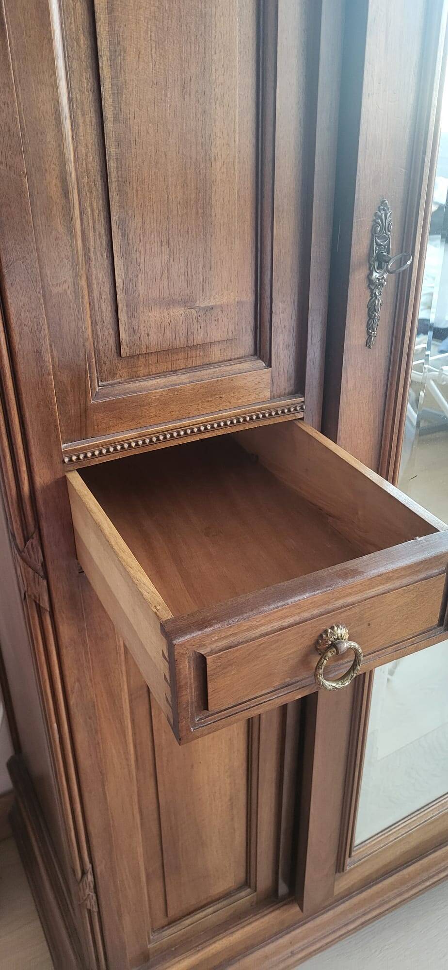 Armoire de chambre