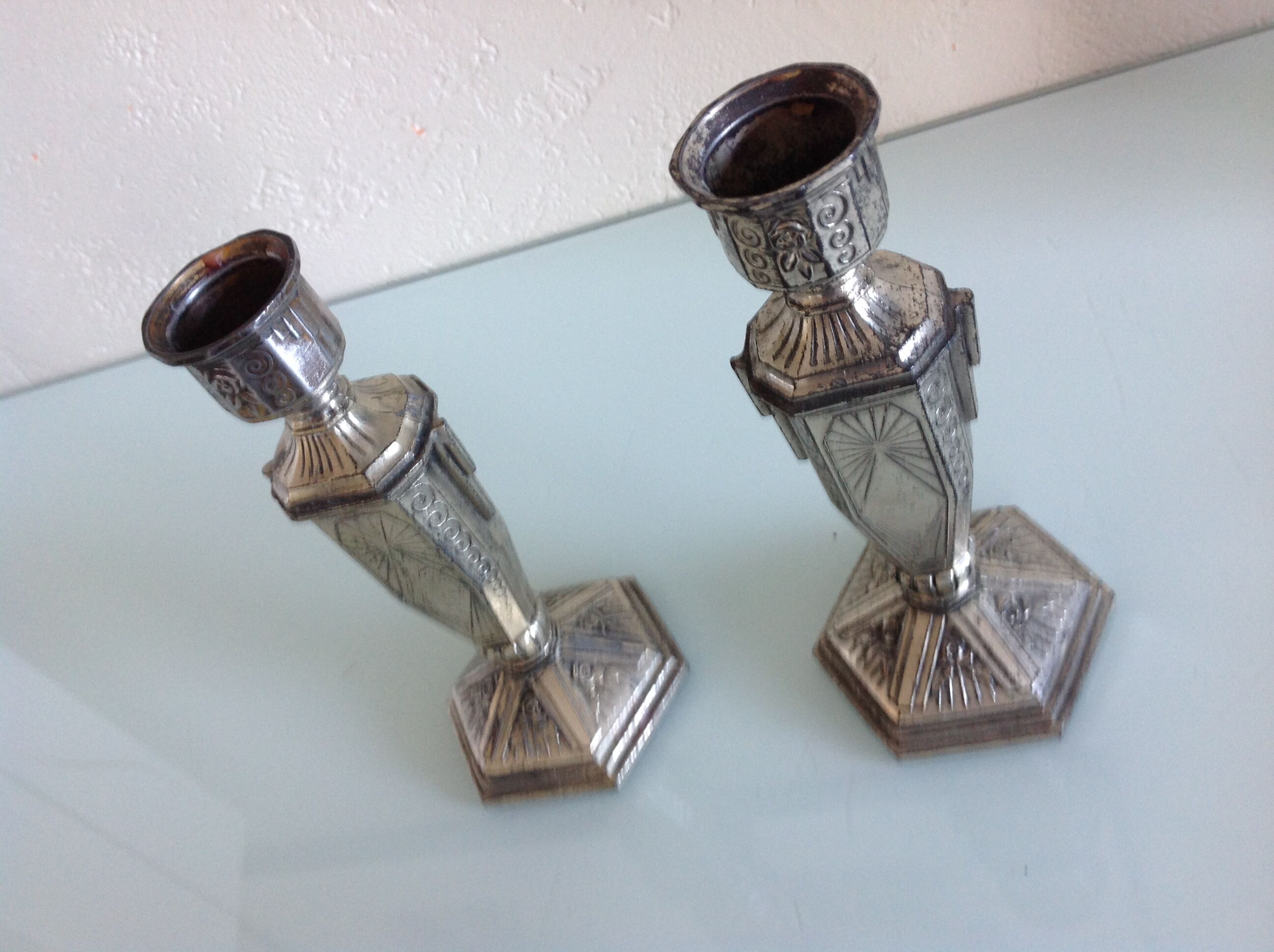 Paire de bougeoirs style art déco